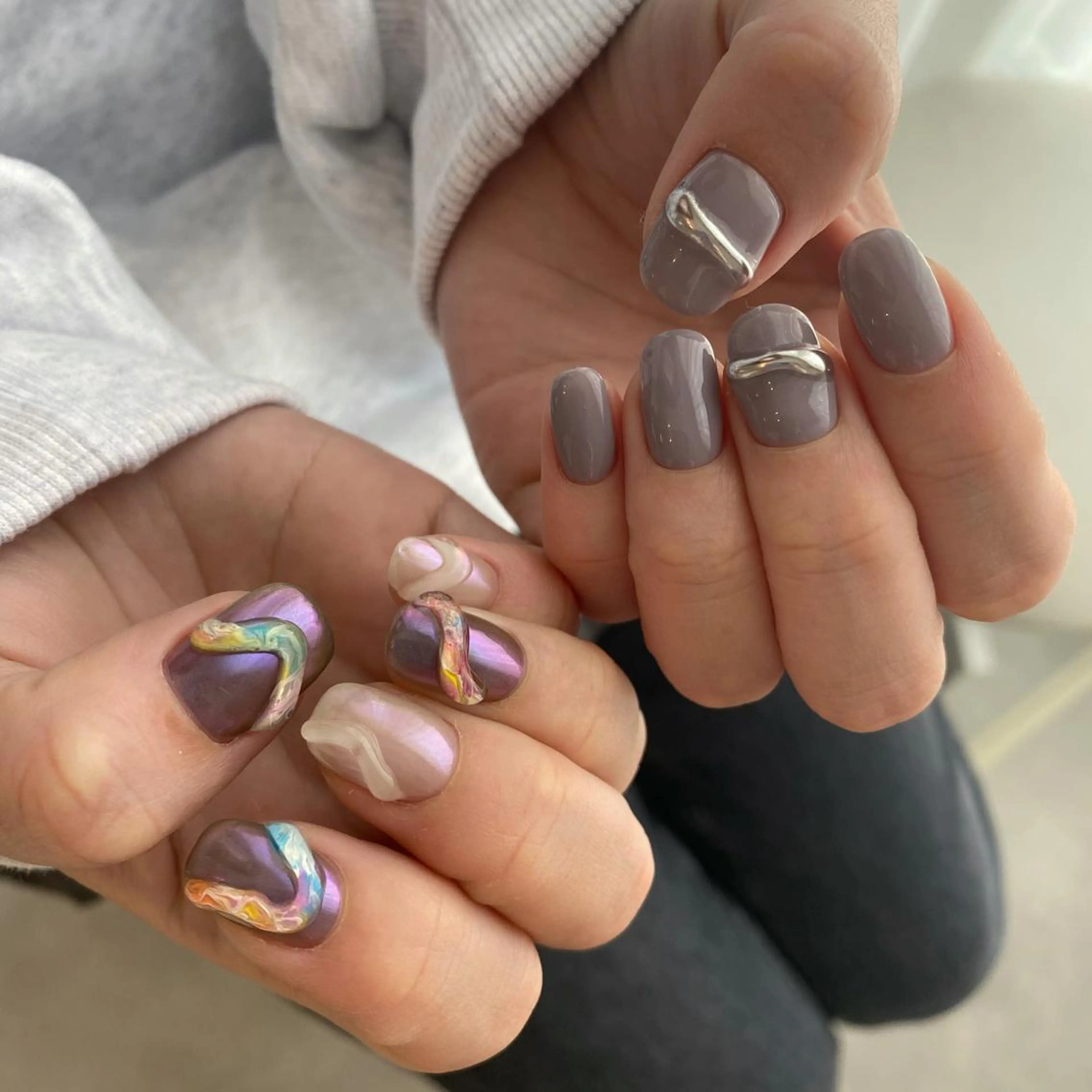 ネイル ミラーネイル ぷっくりネイル tsuki elfのエステ・リラクイメージ