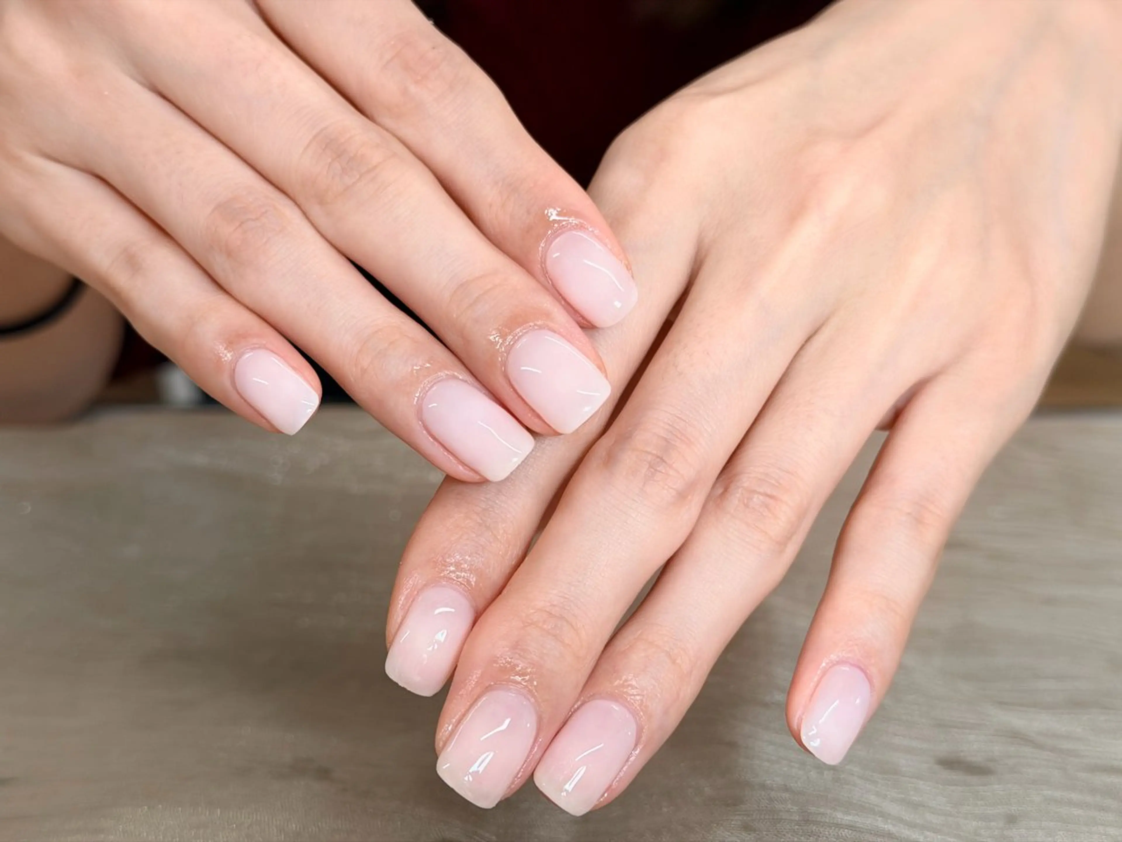 ネイル オーロラネイル ブルー チークネイル フットネイル フレンチネイル Ami 68のネイルデザイン