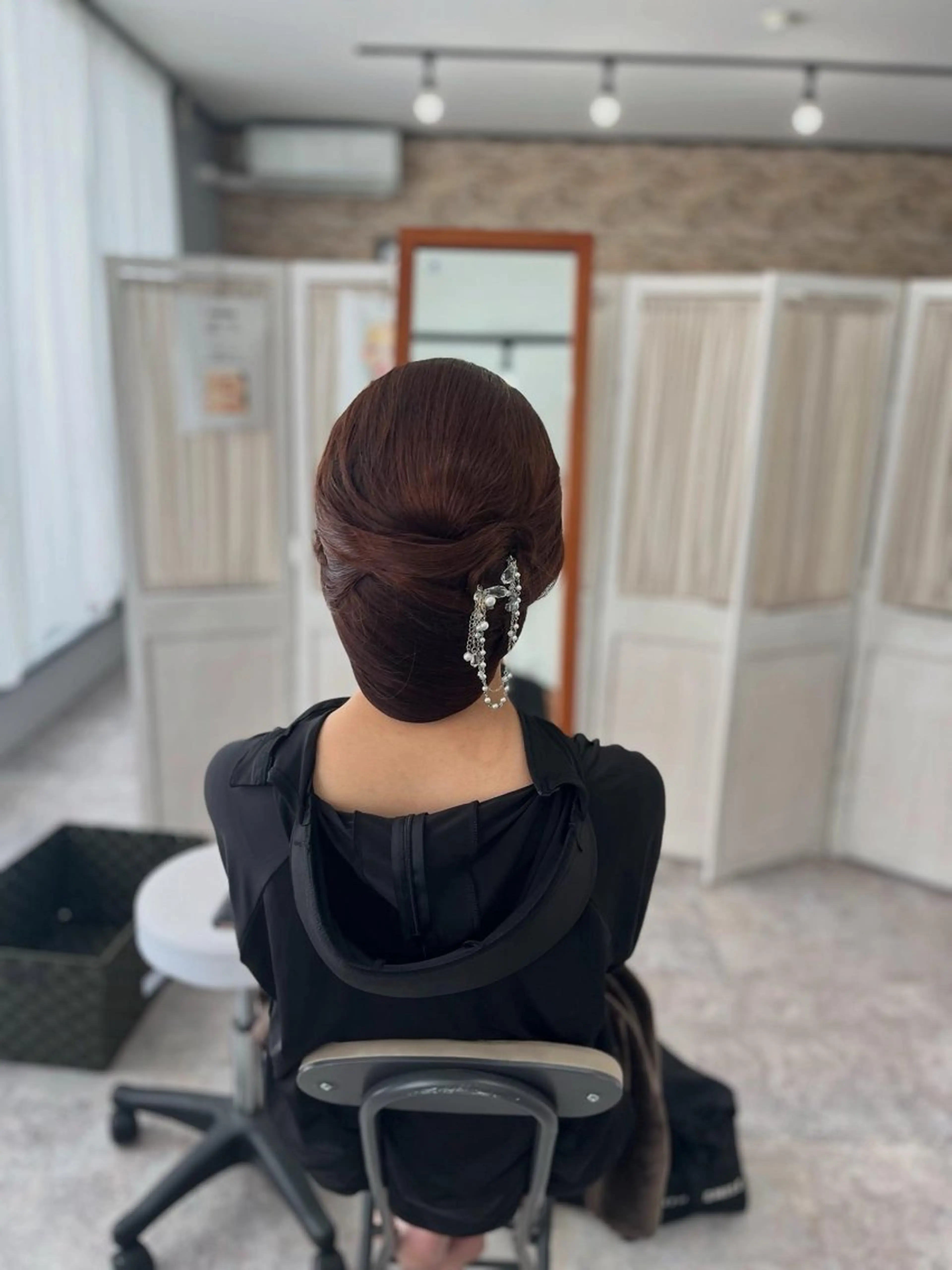 ロング ヘアセット アイブロウサロン WHITE EYE 宜野湾店 眉毛サロン所属・玉城 里奈のヘアスタイル