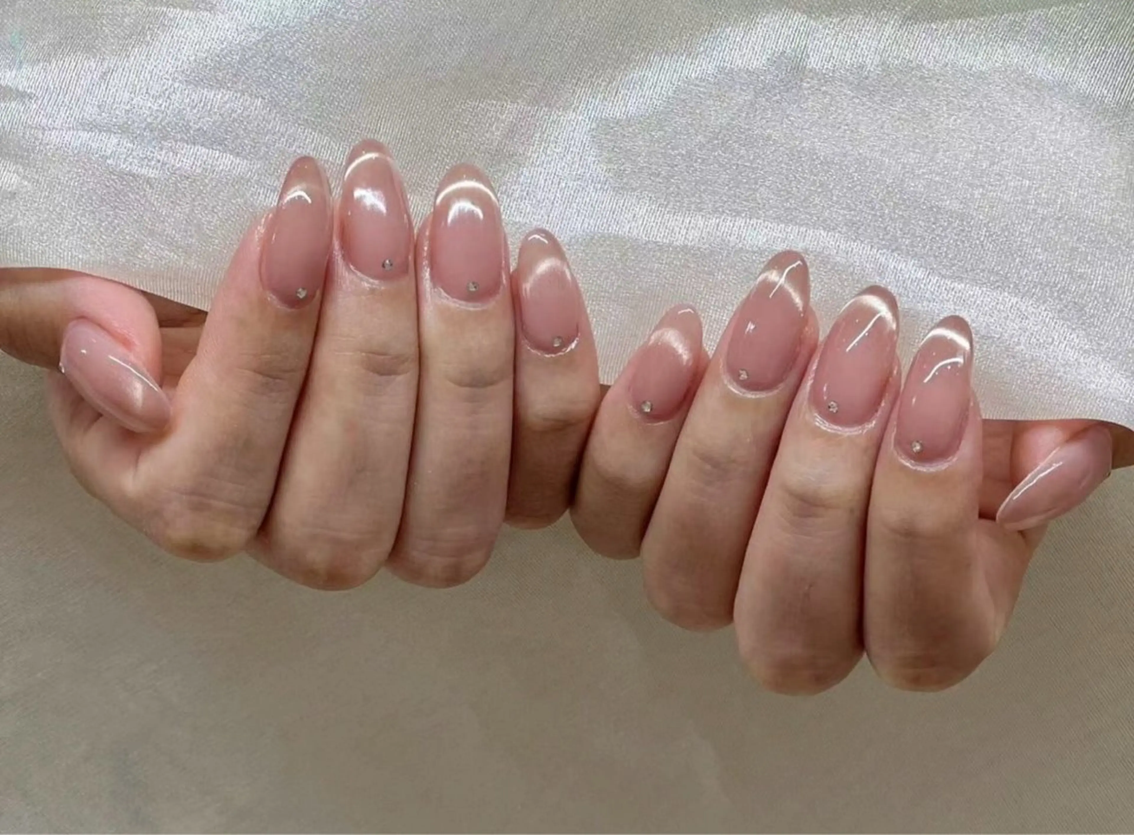 ネイル ハンドネイル CHERIR Emiのネイルデザイン