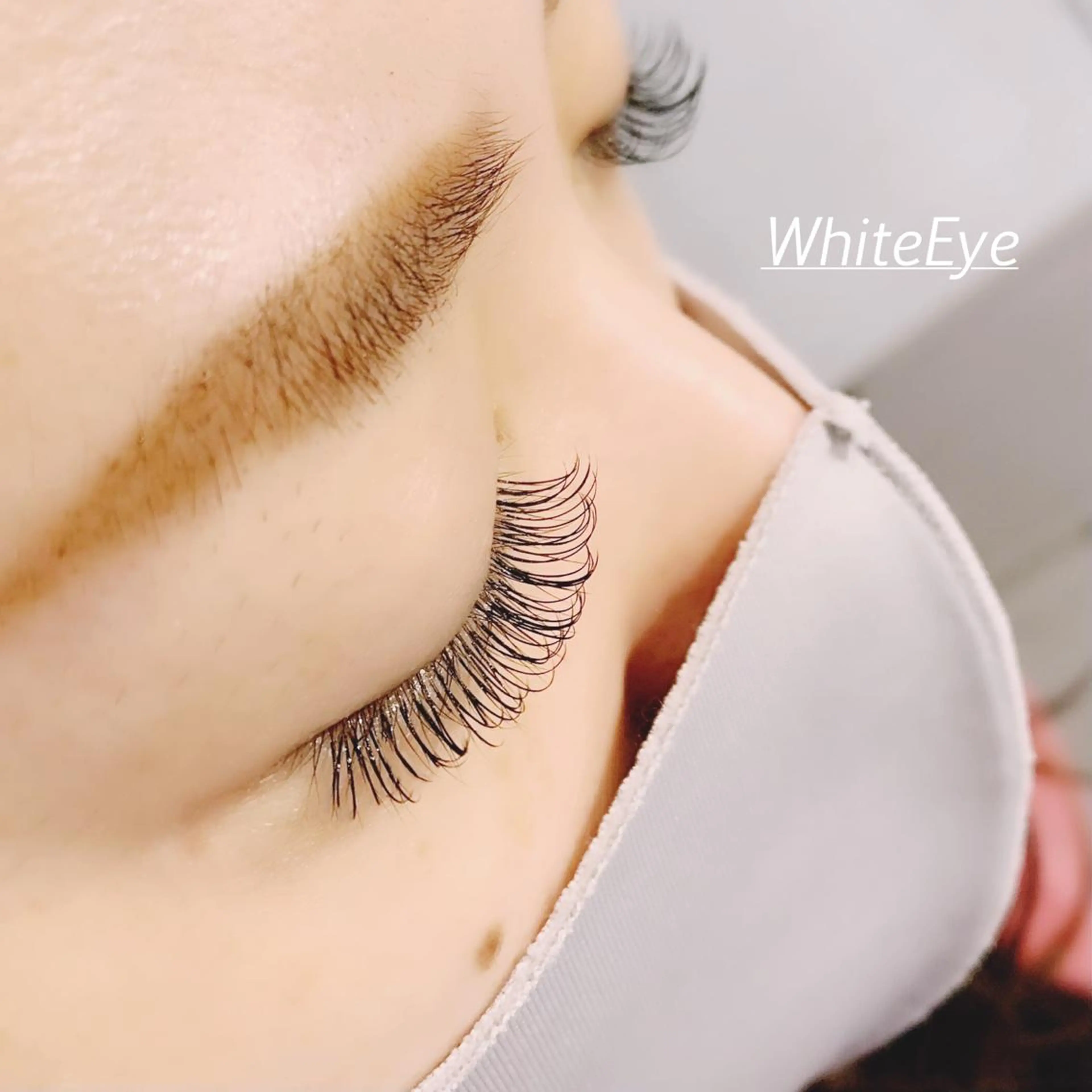 パーマ マツエク・マツパ まつげパーマ ホワイトアイ HIKARUの眉毛・アイブロウイメージ