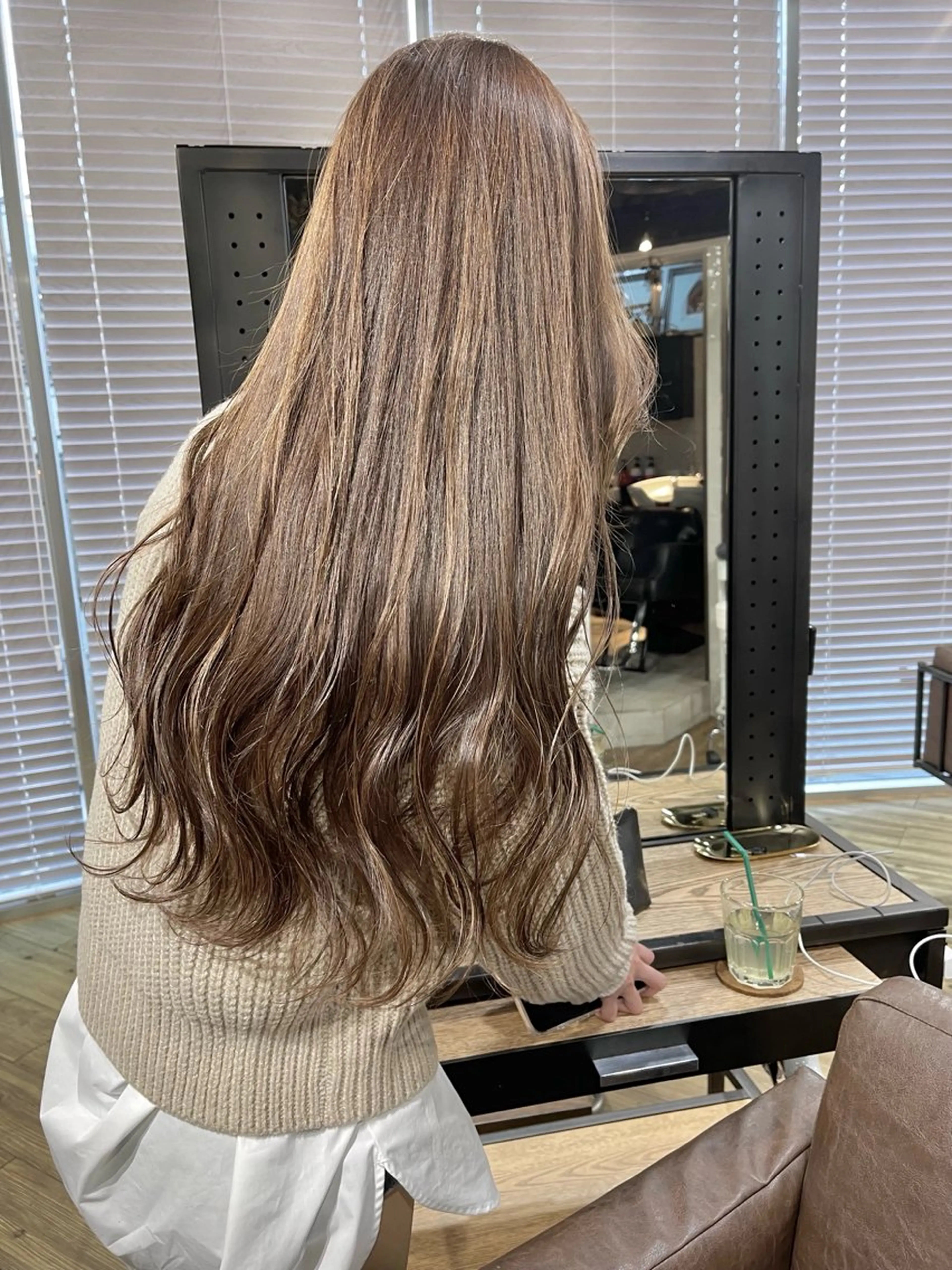 当日🙆♀️🩷✨艶々透明感ワンカラー✨🩷ブリーチ無し¥11000→¥8000の写真