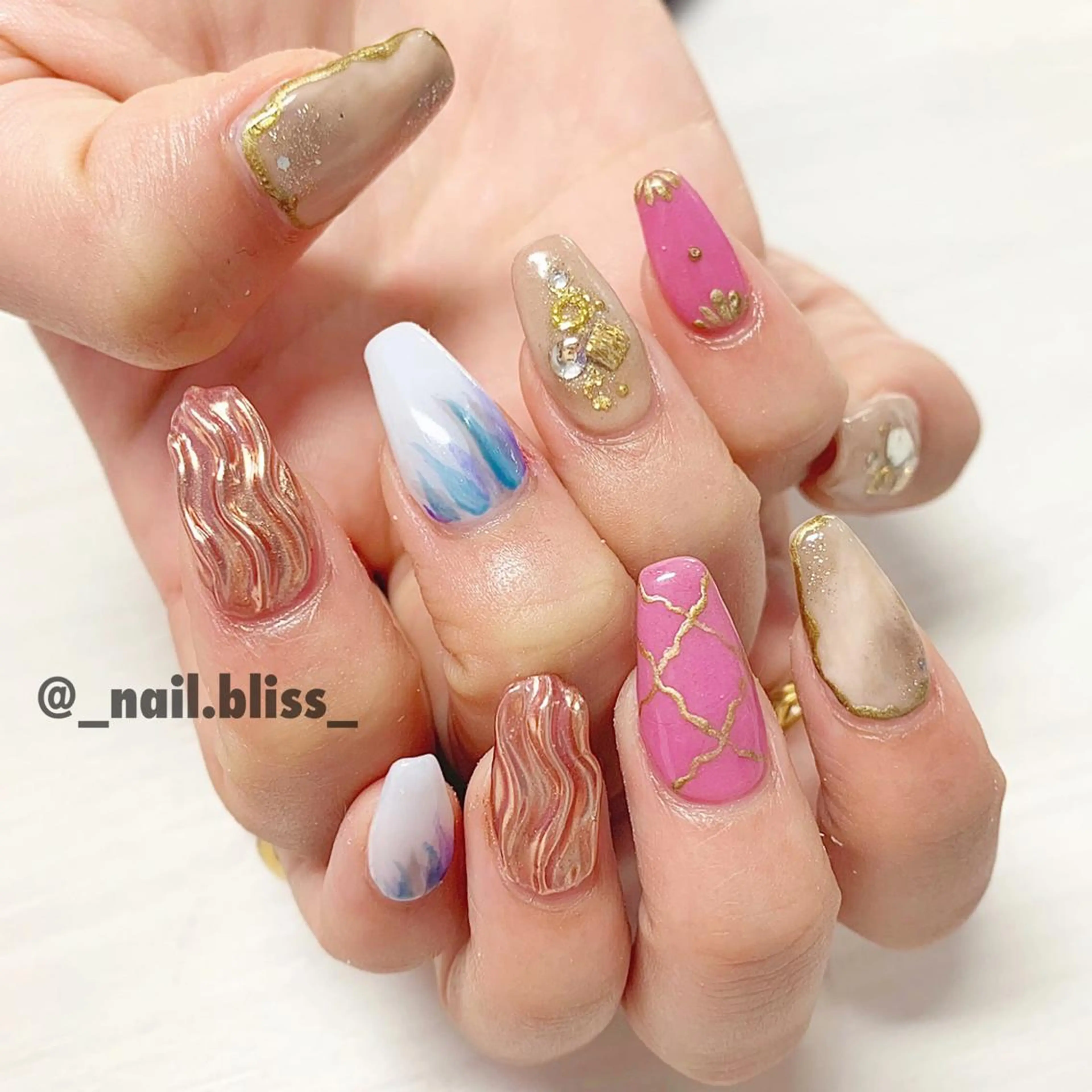 ネイル アートネイル NAIL BLISSのネイルデザイン