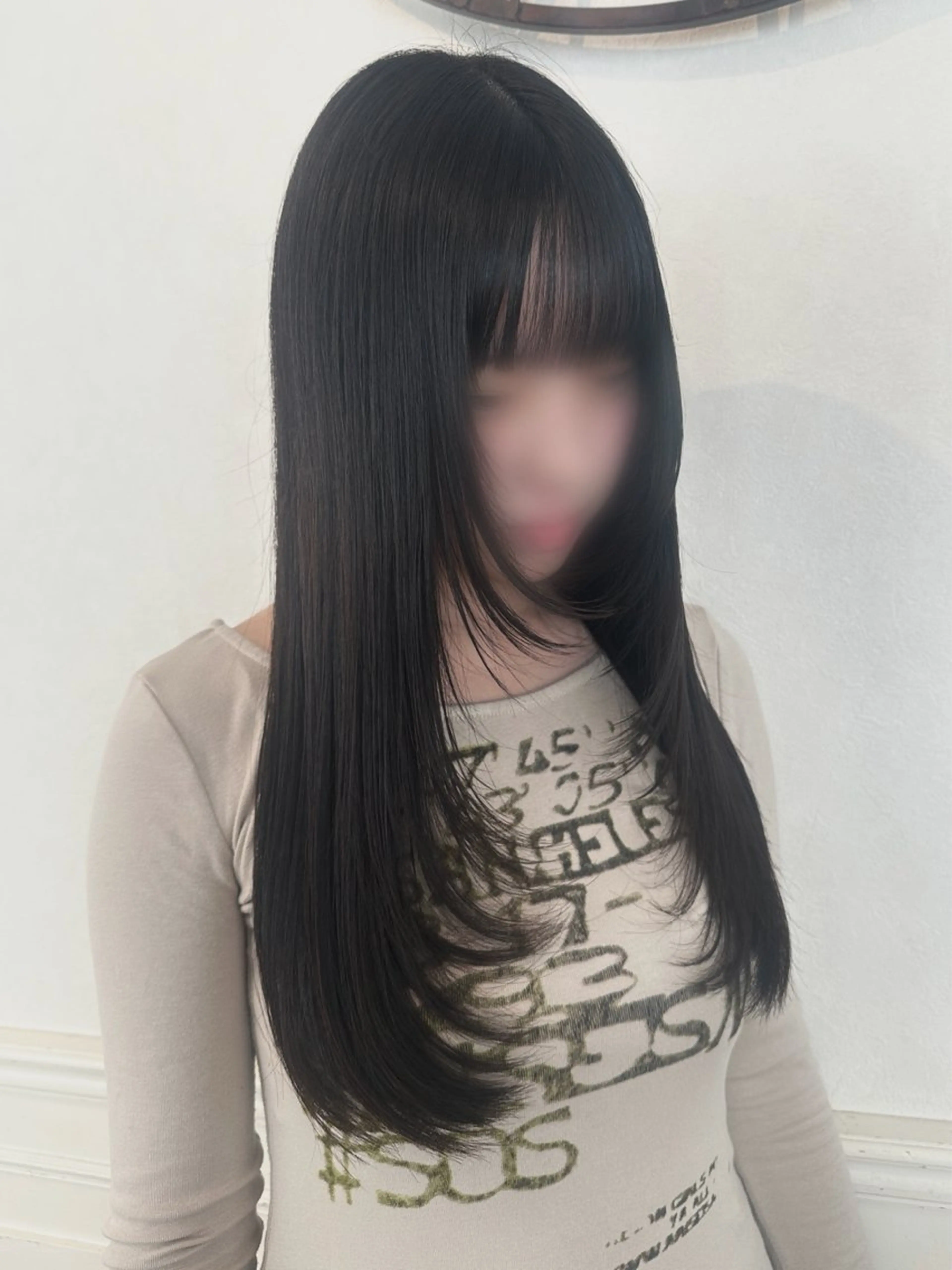 ロング 山口 珠莉のヘアスタイル