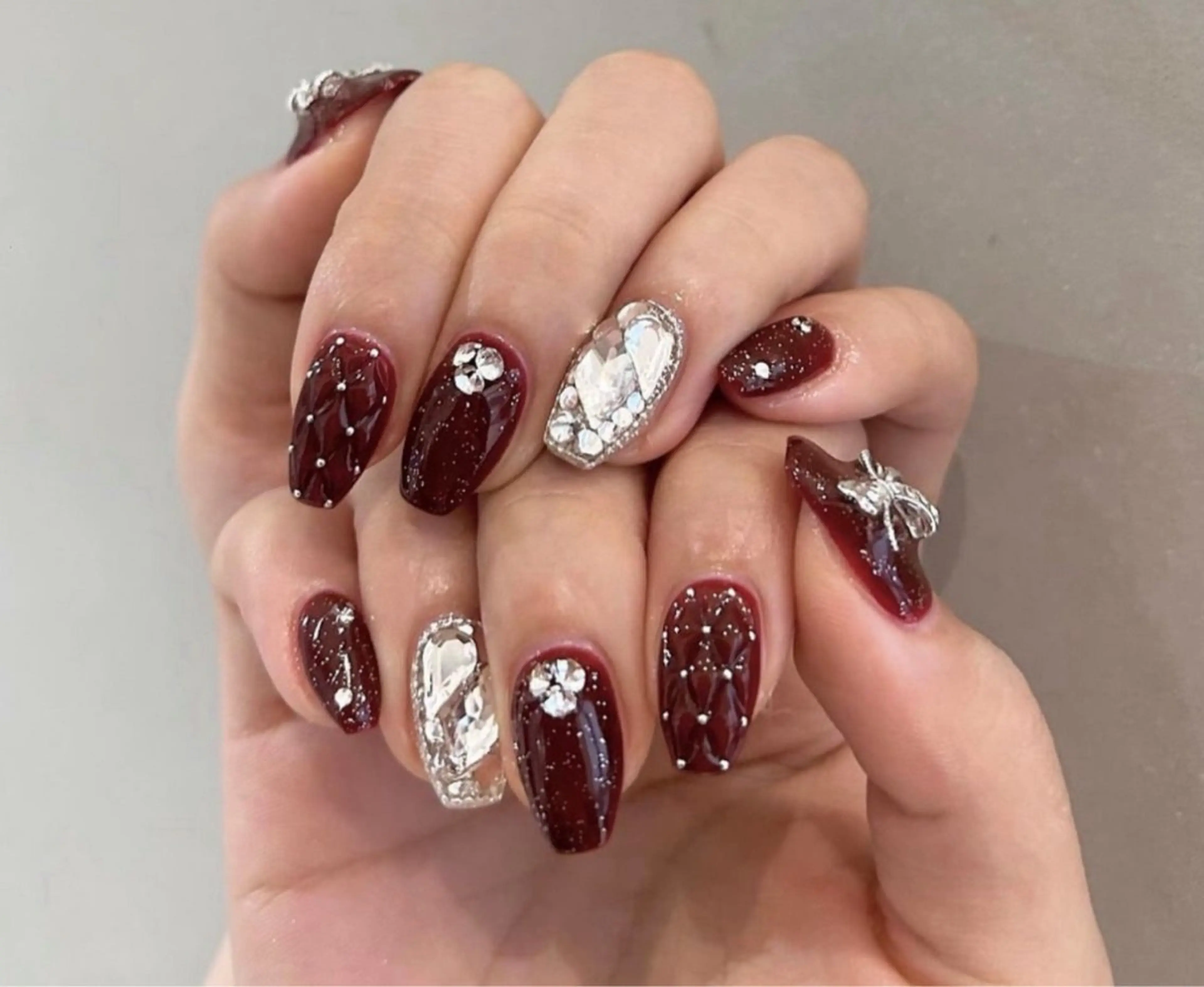 ネイル フレンチネイル キラキラネイル 水色 マグネットネイル ミラーネイル Lina nail所属・Lunaa 池袋のネイルデザイン