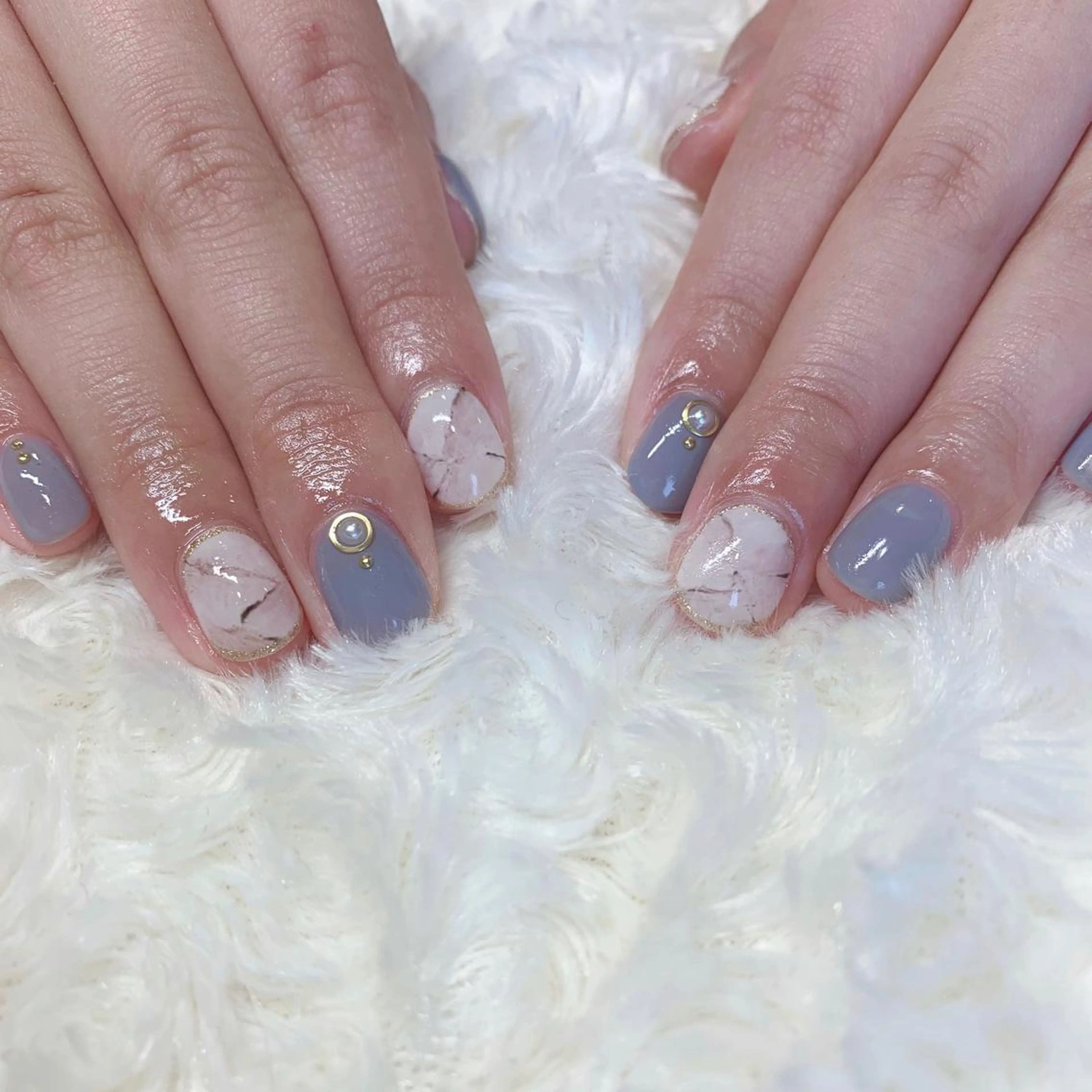 カラー ネイル ハンドネイル Cozy_ ilumのネイルデザイン