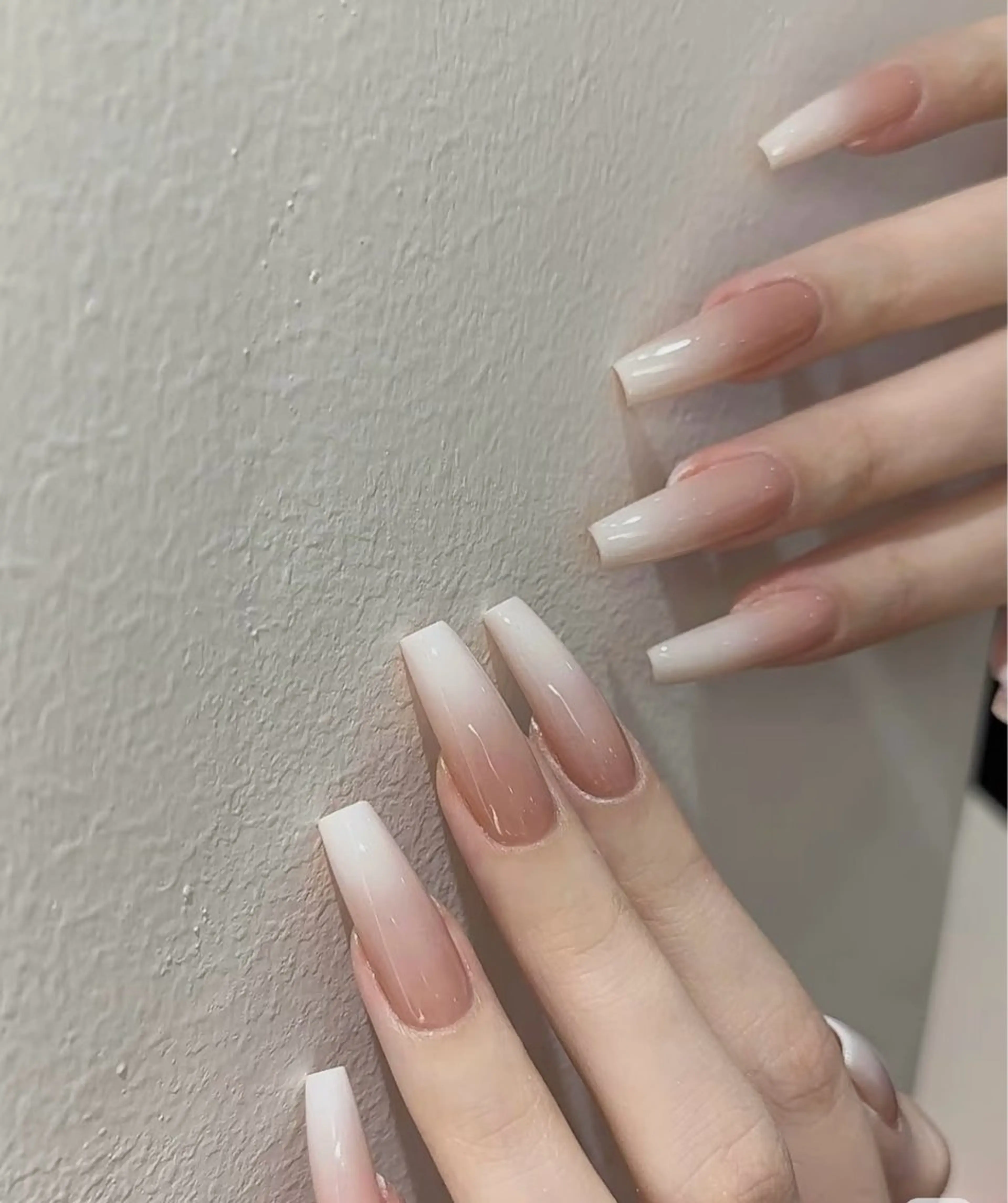 【オフあり】【長さだし10本】ベビーブーマー🤍グラデーション🩵の写真