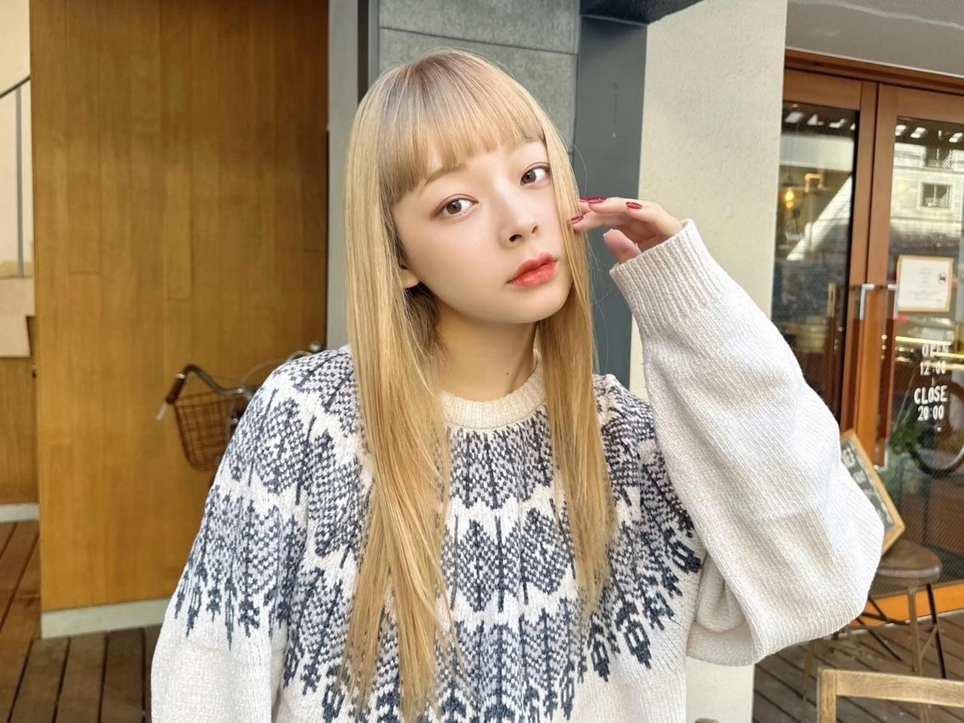 カット+ダブルカラー（ブリーチ込み）+トリートメントの写真