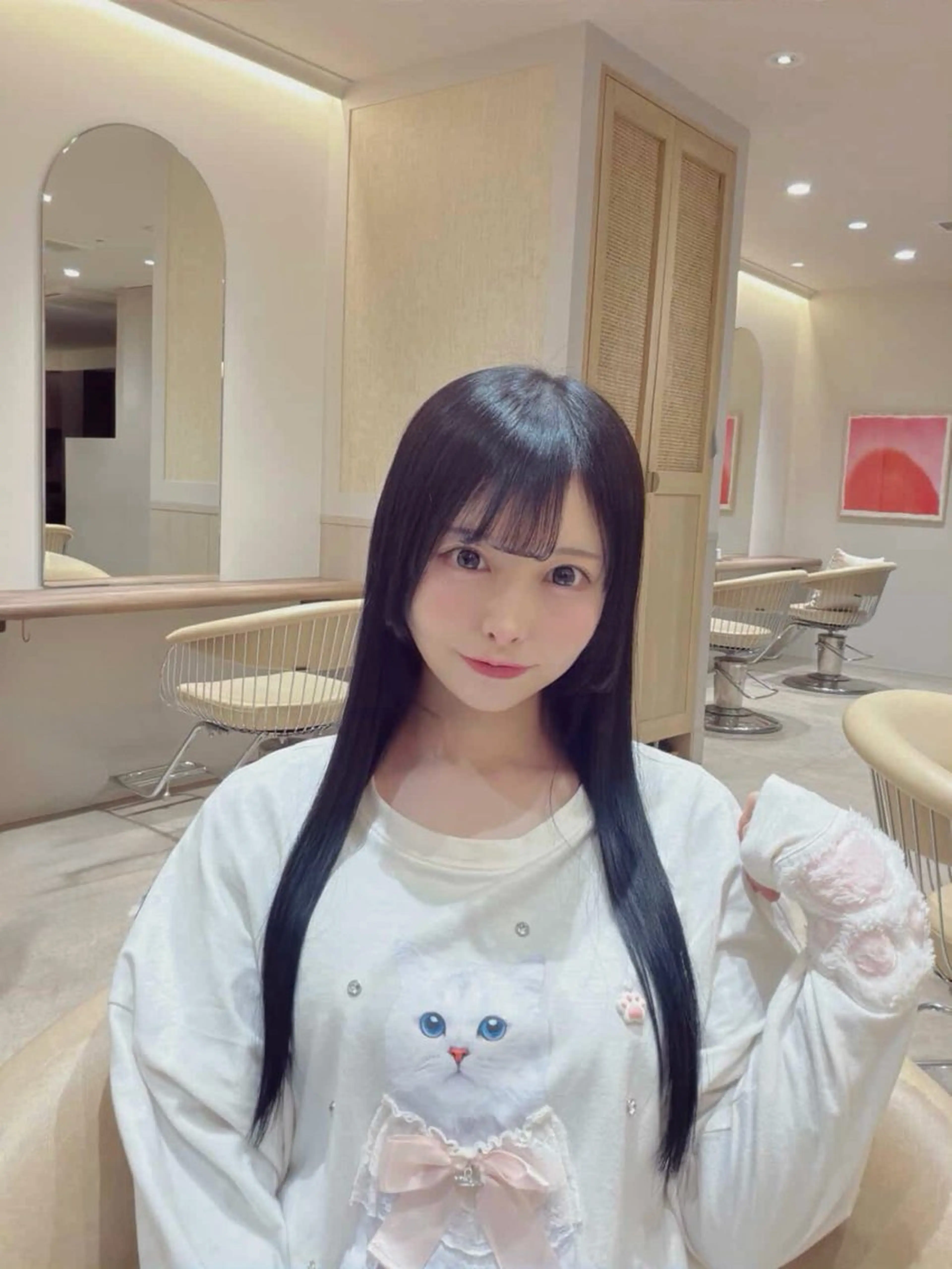 ロング カラー 黒髪 ブルーカラー ブルーブラック カット トリートメント とろける艶髪レイヤー カット髪質改善しゅんのヘアスタイル