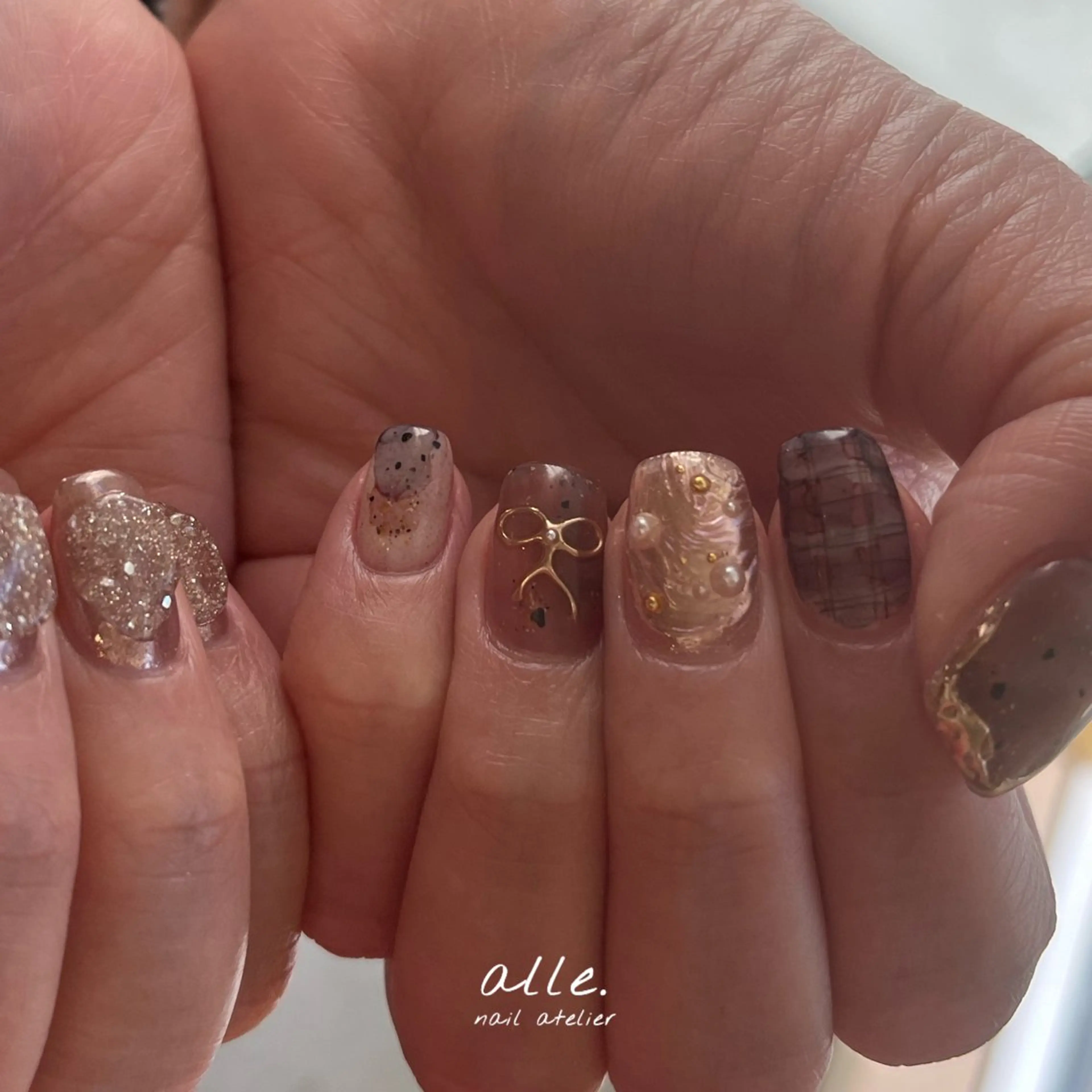 ネイル ハンドネイル atelier alle.のネイルデザイン