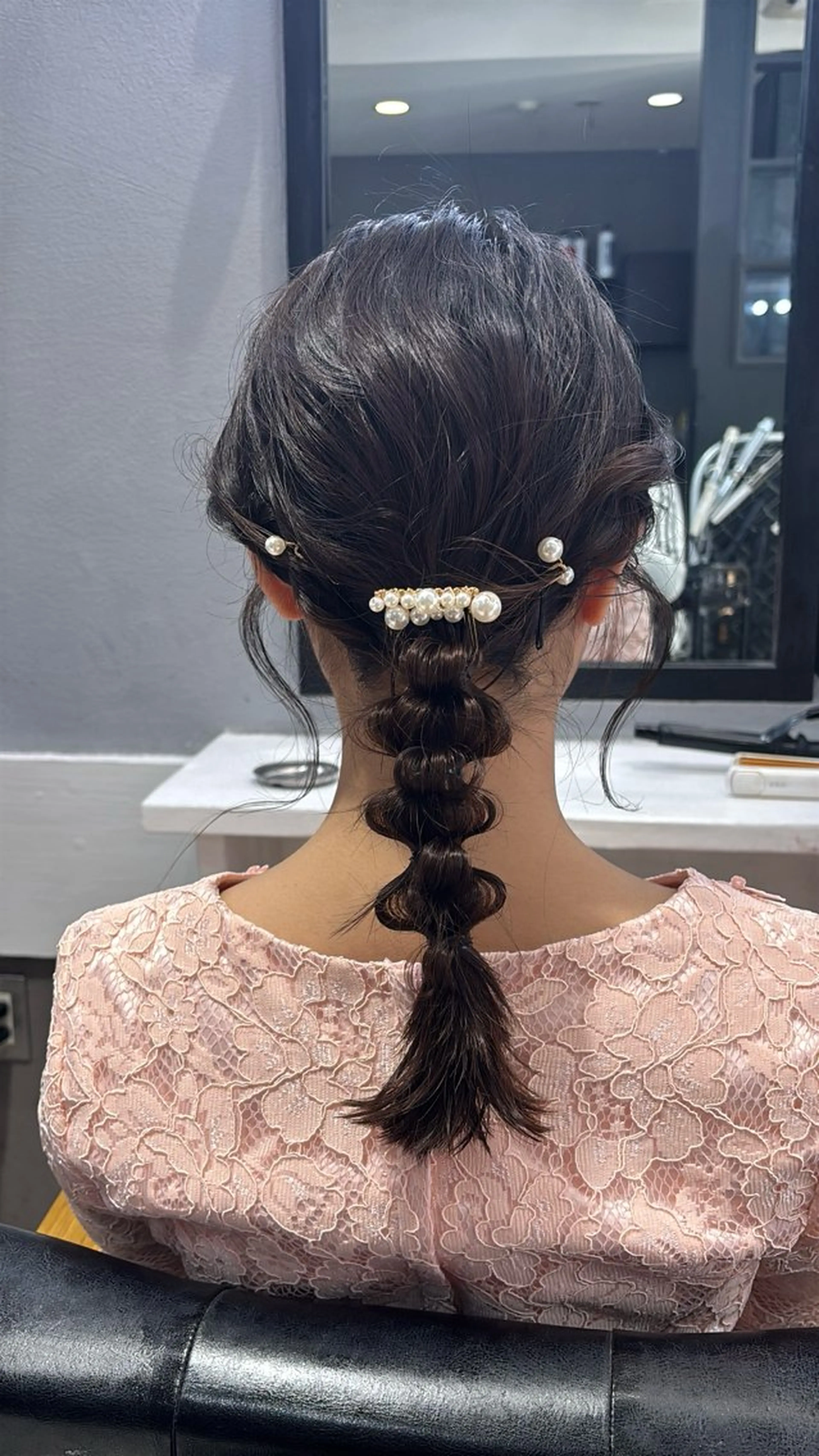 ヘアアレンジ ヘアセット 韓国ヘア/ブリーチ無 しWカラー/オリーブのヘアスタイル