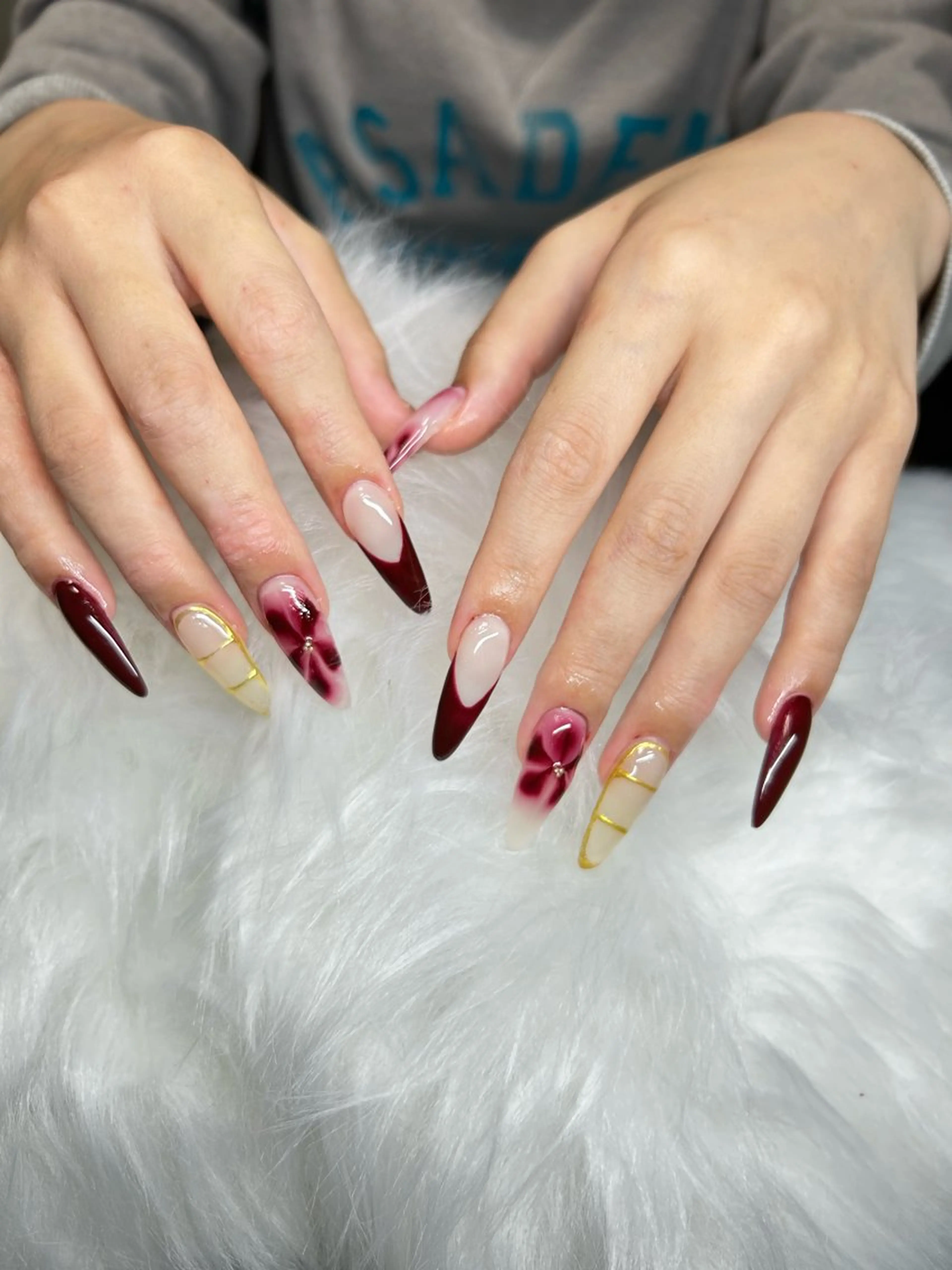 ネイル Queen Nail 柏店　クイーンネイルのネイルデザイン