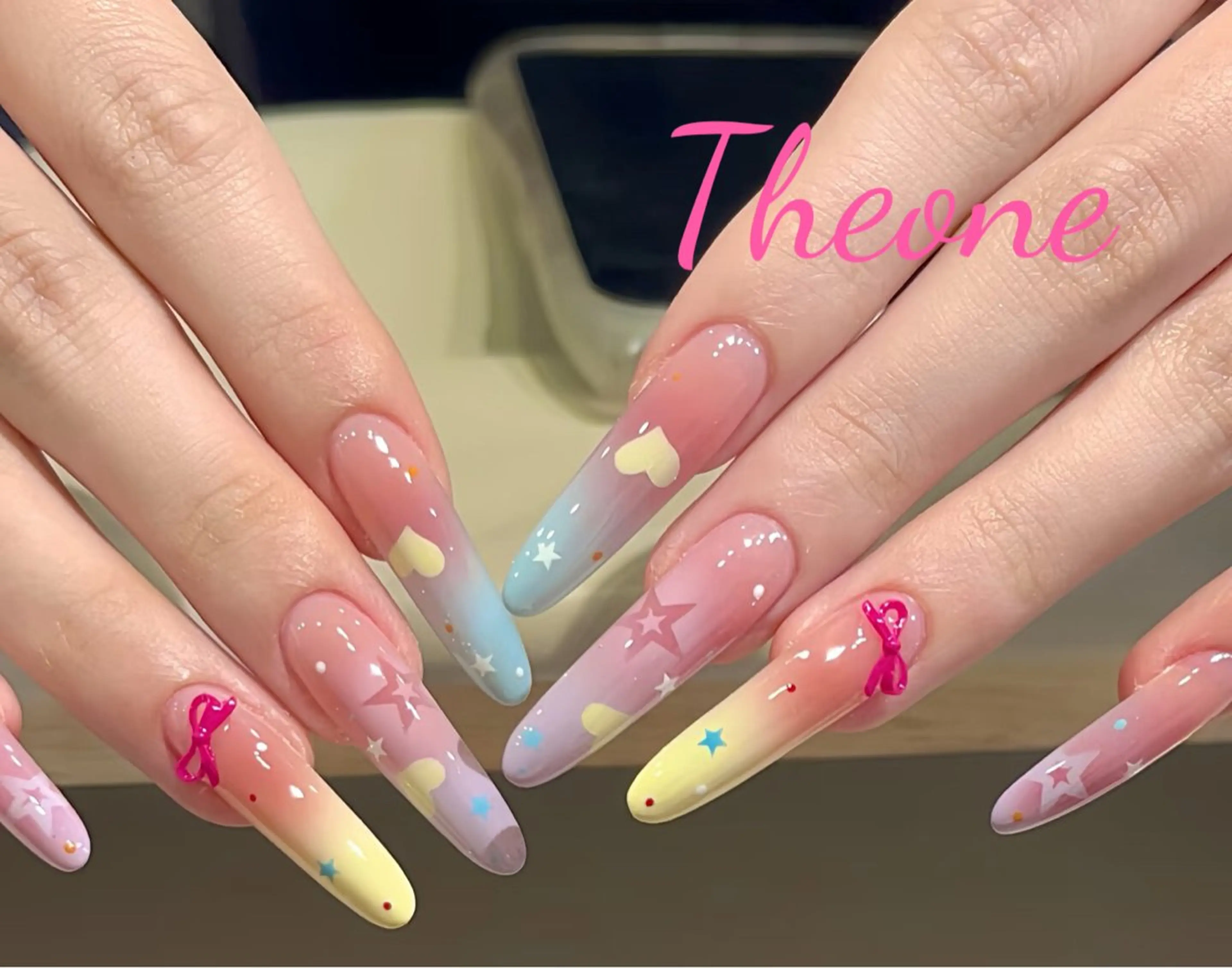 ネイル THE ONE 杉山のネイルデザイン