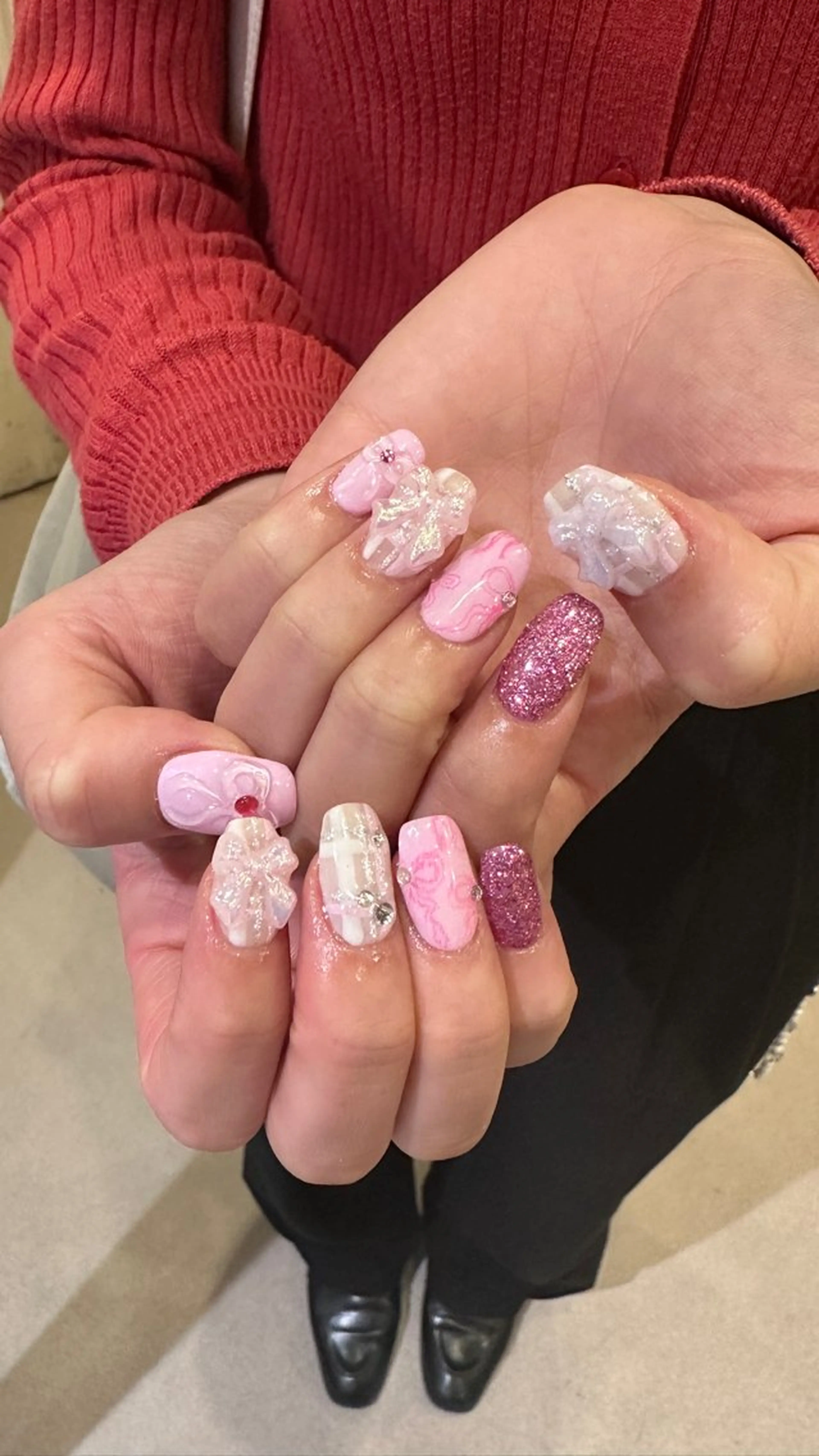 ネイル ハンドネイル 👽個性派ネイル🎀 komachiのヘアスタイル