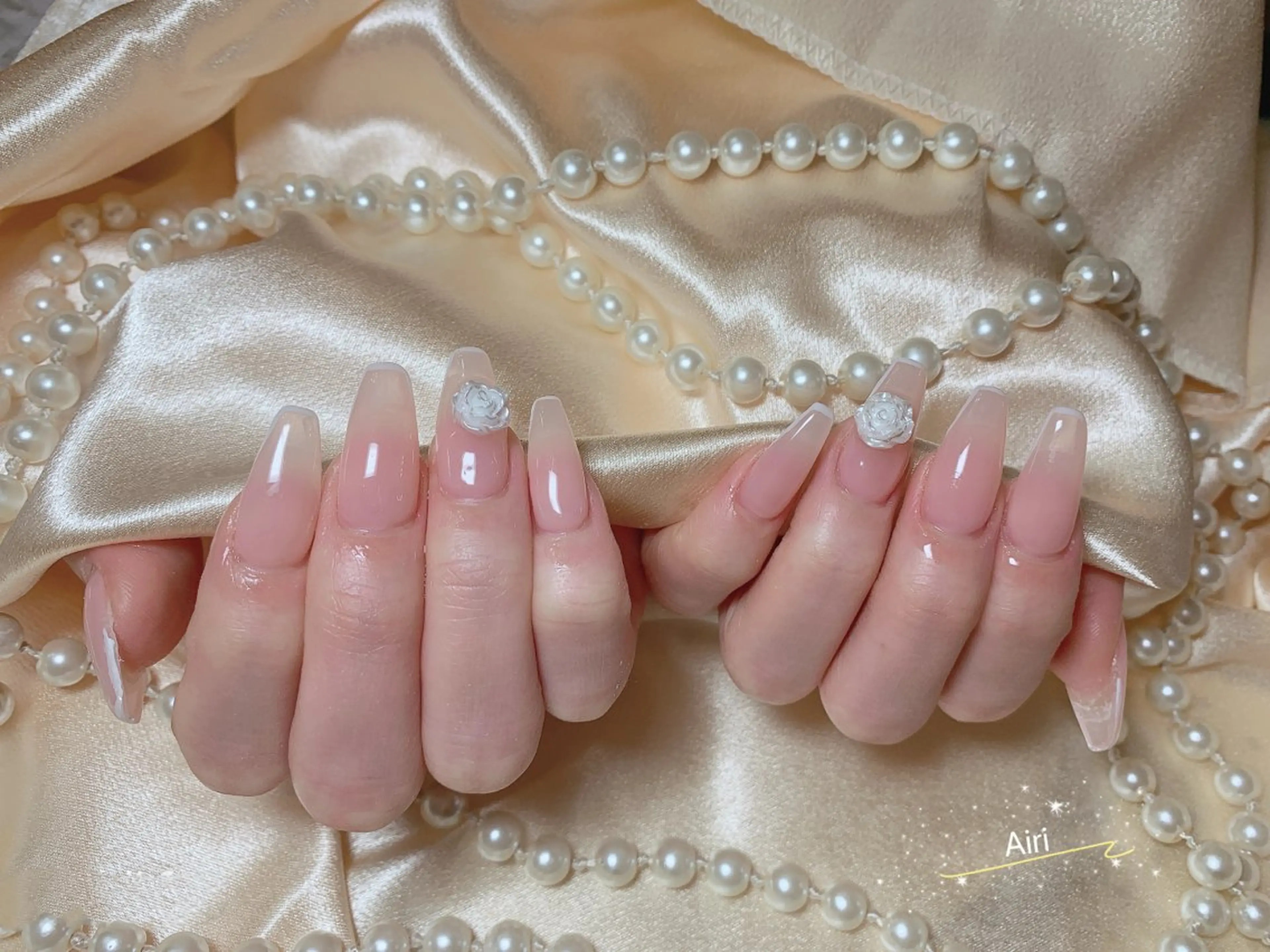 ネイル ネイルサロンAiri 長さ出し·シンプルのネイルデザイン