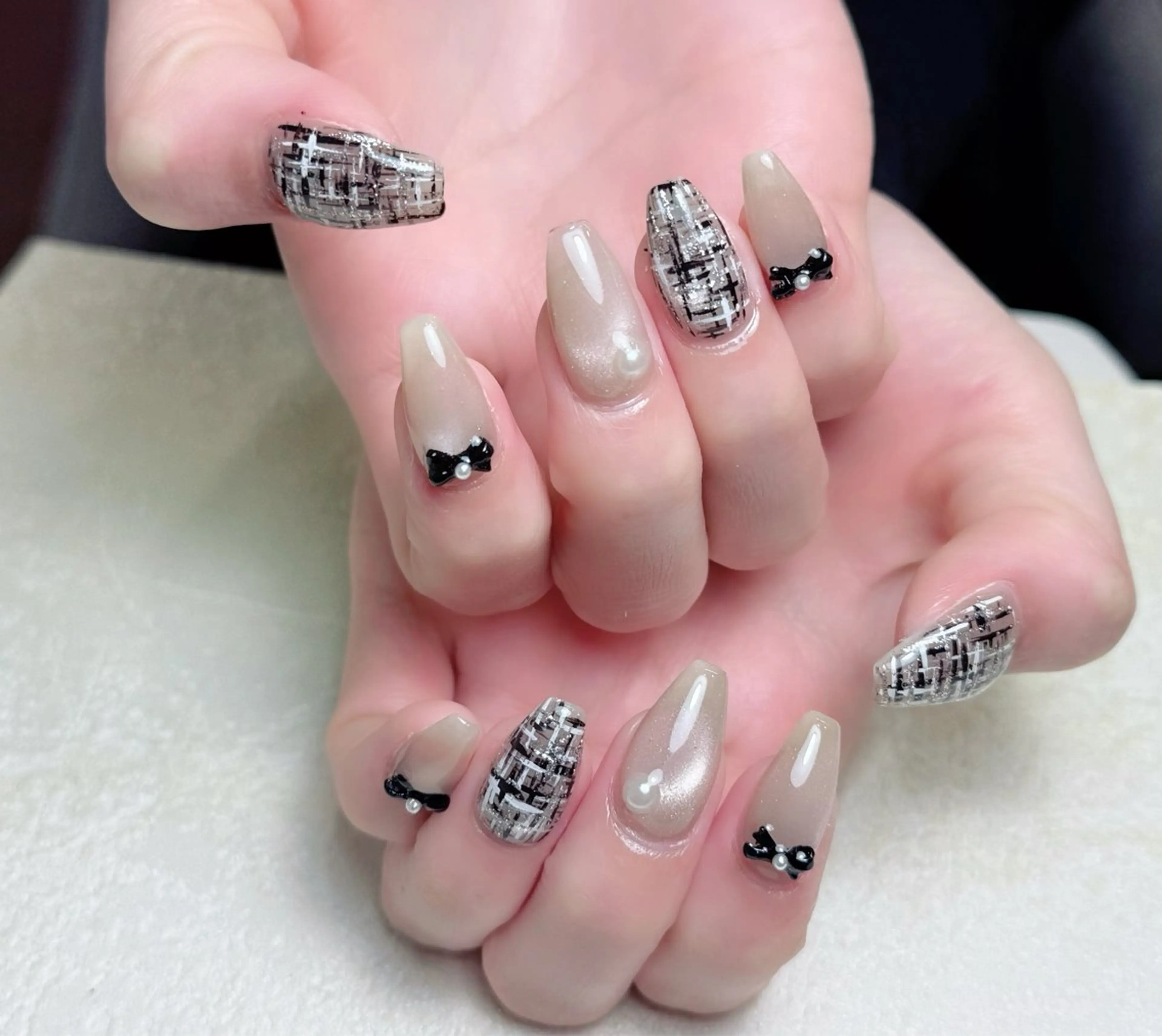 ネイル アートネイル オーロラネイル 長さ出し フットネイル フレンチネイル ハンドネイル 中野駅から2分 MEO NAILのネイルデザイン