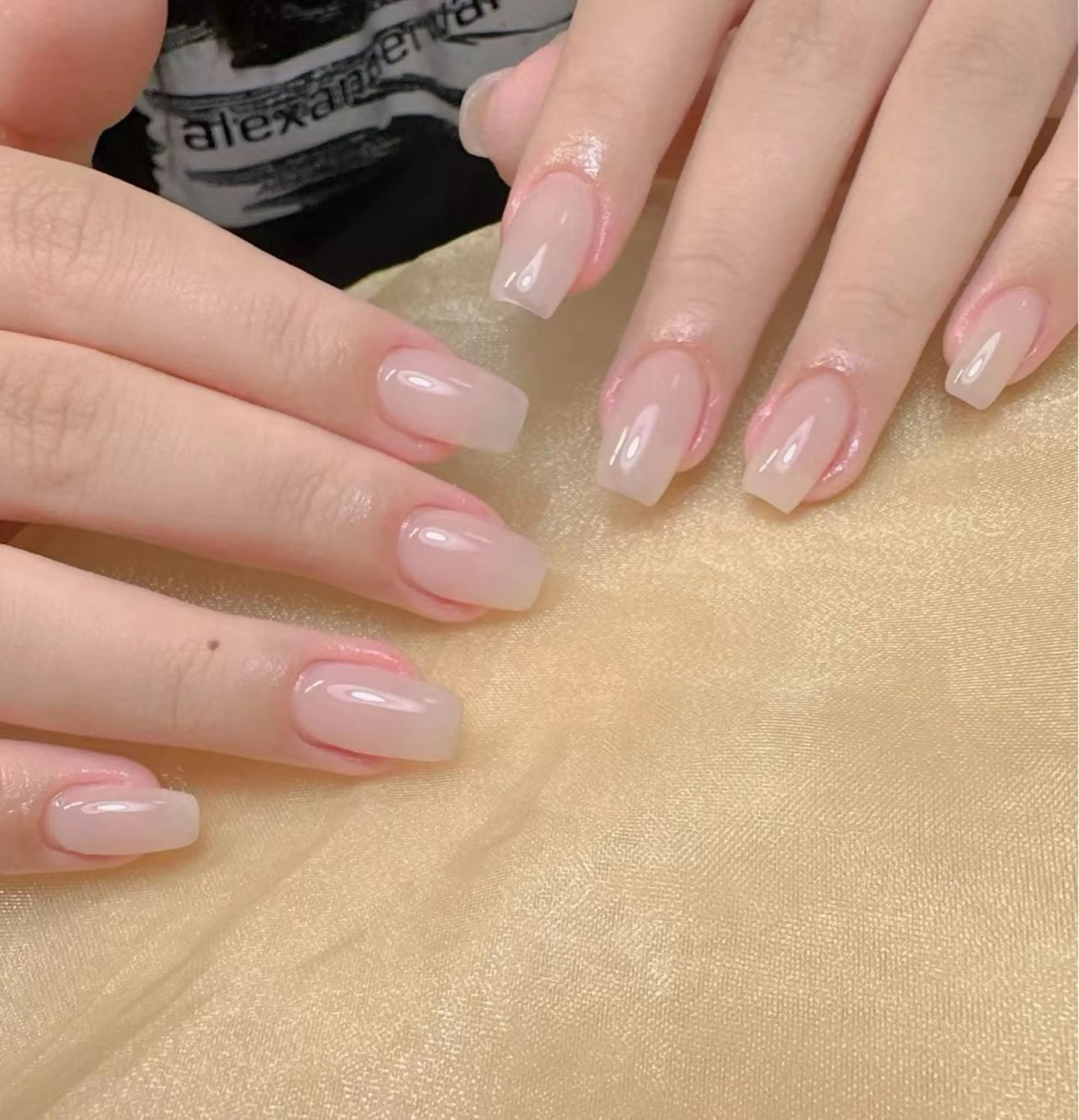 【ワンカラー 新規オフ無料】1000色自由選びます。一度塗りの写真