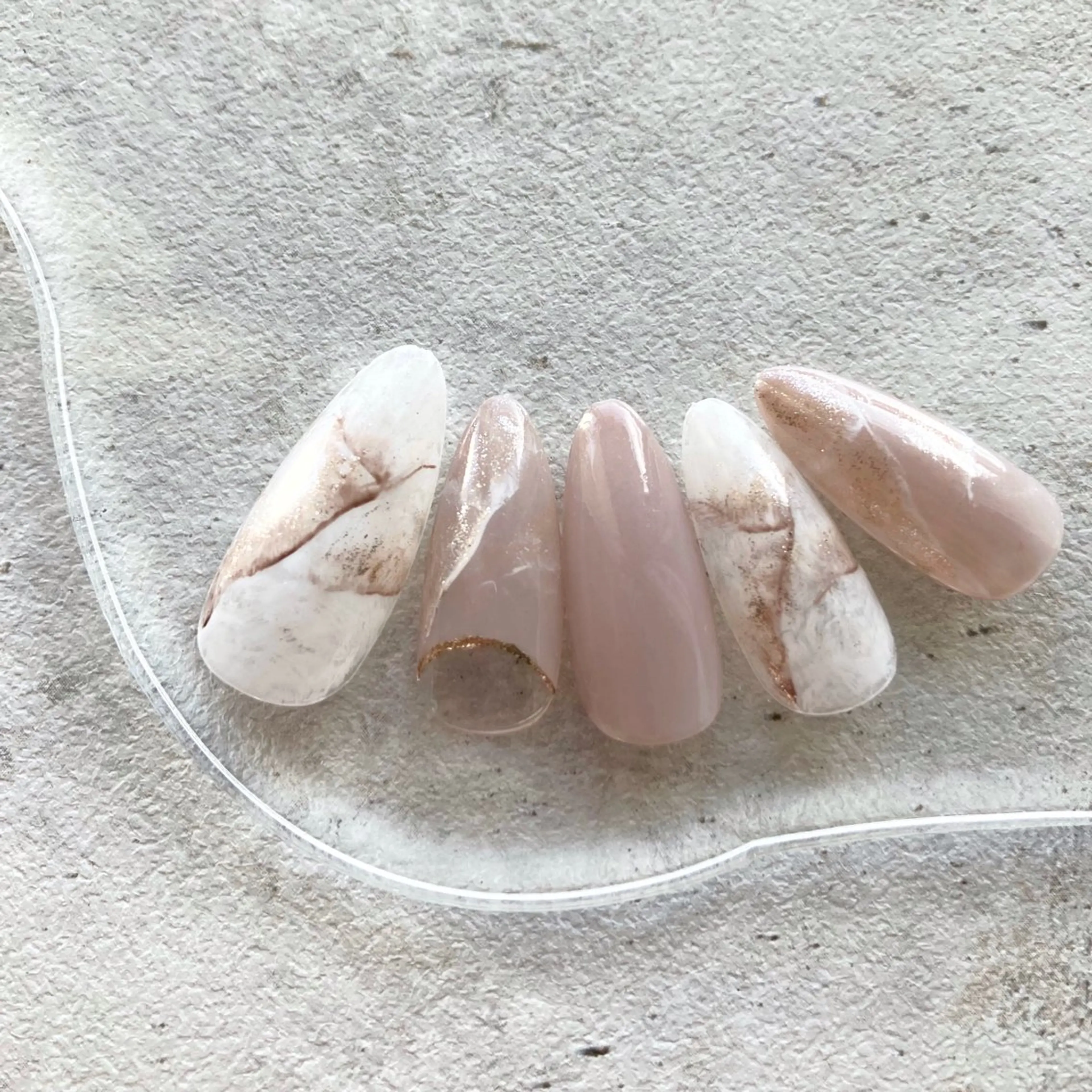 ネイル ハンドネイル MALAMA NAILのネイルデザイン