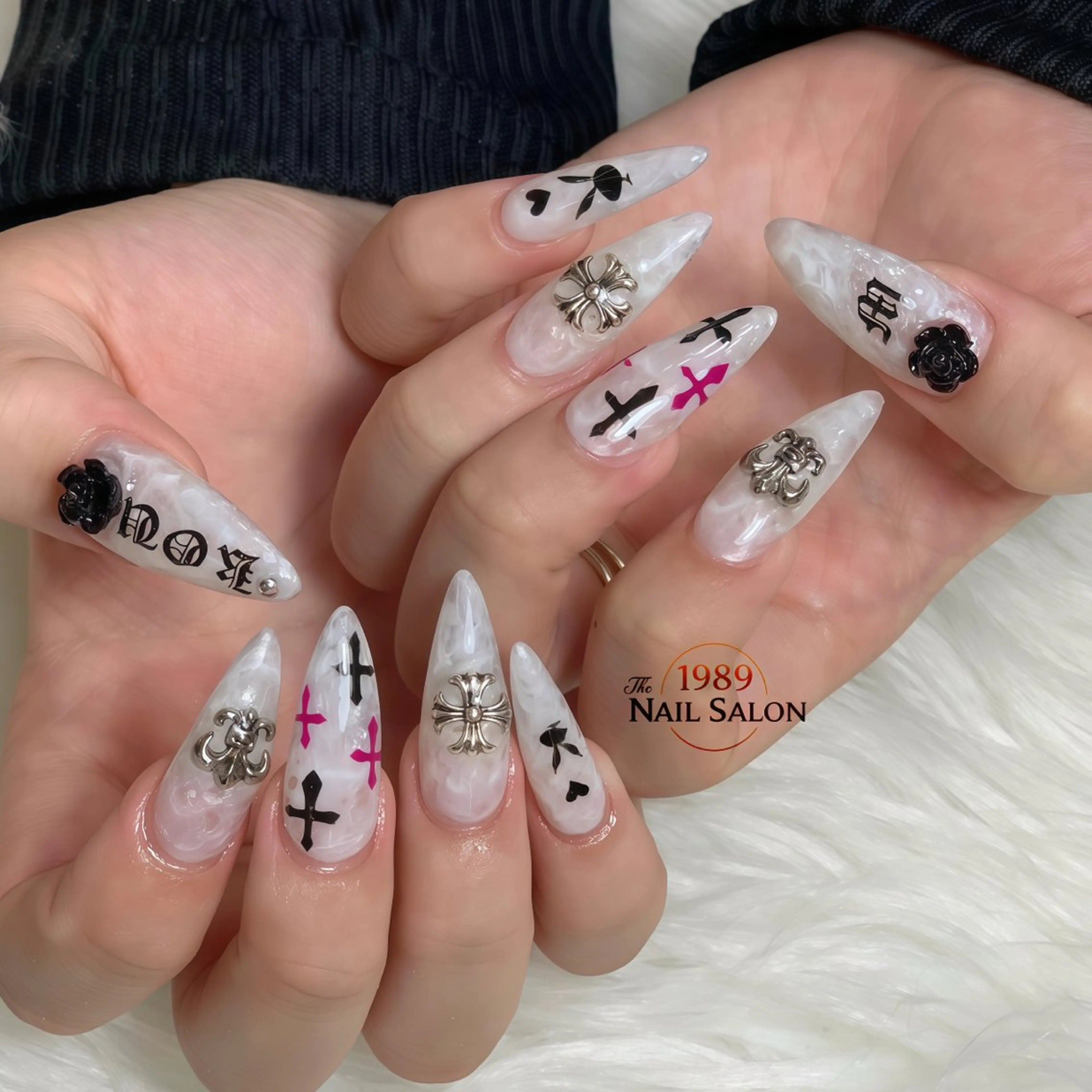 ネイル ハンドネイル The 1989 Nail Salonのネイルデザイン