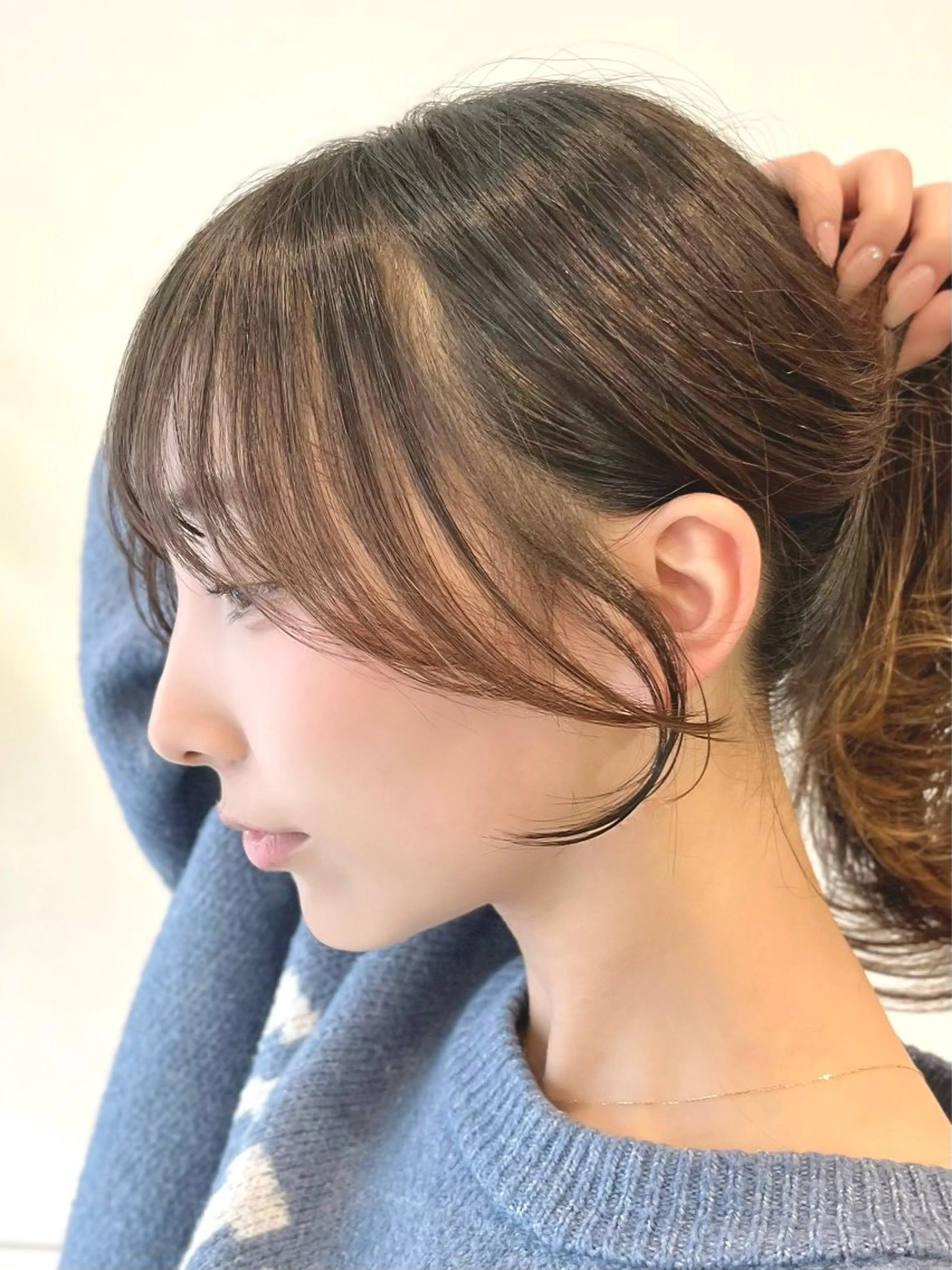ミディアム カラー グレージュ くびれヘア 顔まわりレイヤー 韓国風ヘア レイヤーカット カット ヘアカラー i.Ehime所属・VIEW EHIME 齋藤  あつきのヘアスタイル