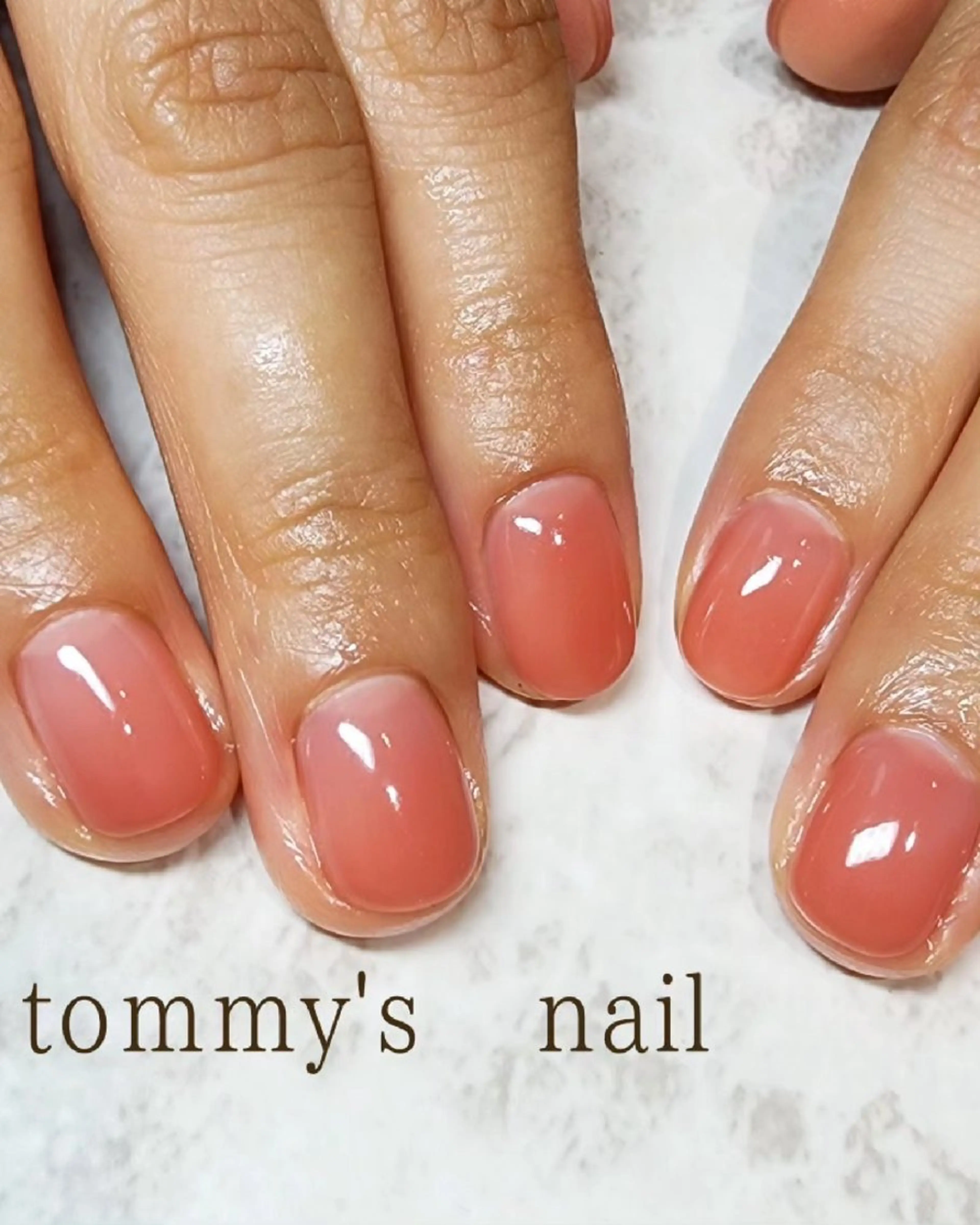 ネイル ジェルネイル 卒業式 ワンカラーネイル tommy's nail所属・福岡/若よもぎ蒸し 全身美容が叶うサロンのネイルデザイン