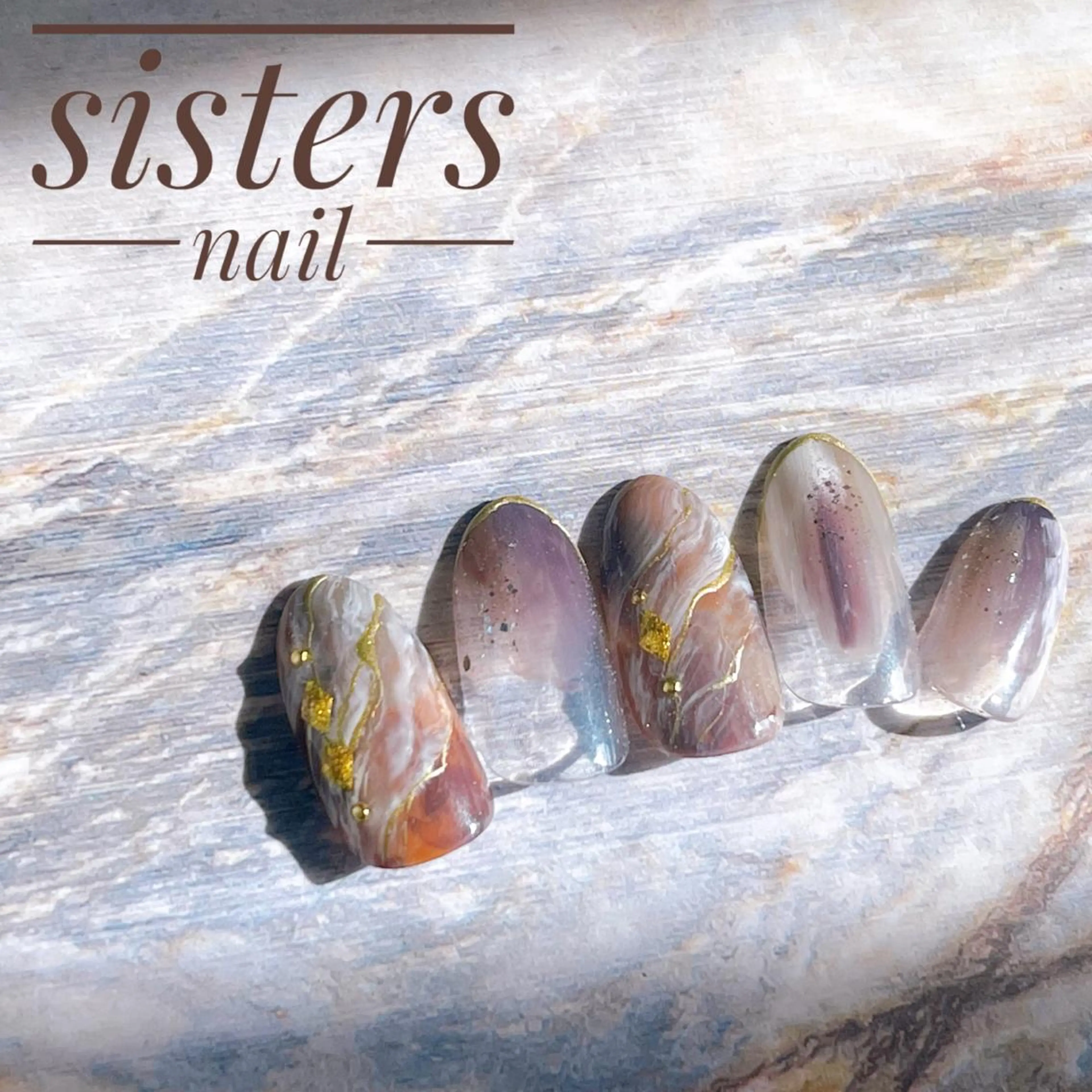 ネイル アートネイル ゴールド 大理石ネイル(マーブル) ニュアンスネイル 夏ネイル sisters nail.fのネイルデザイン