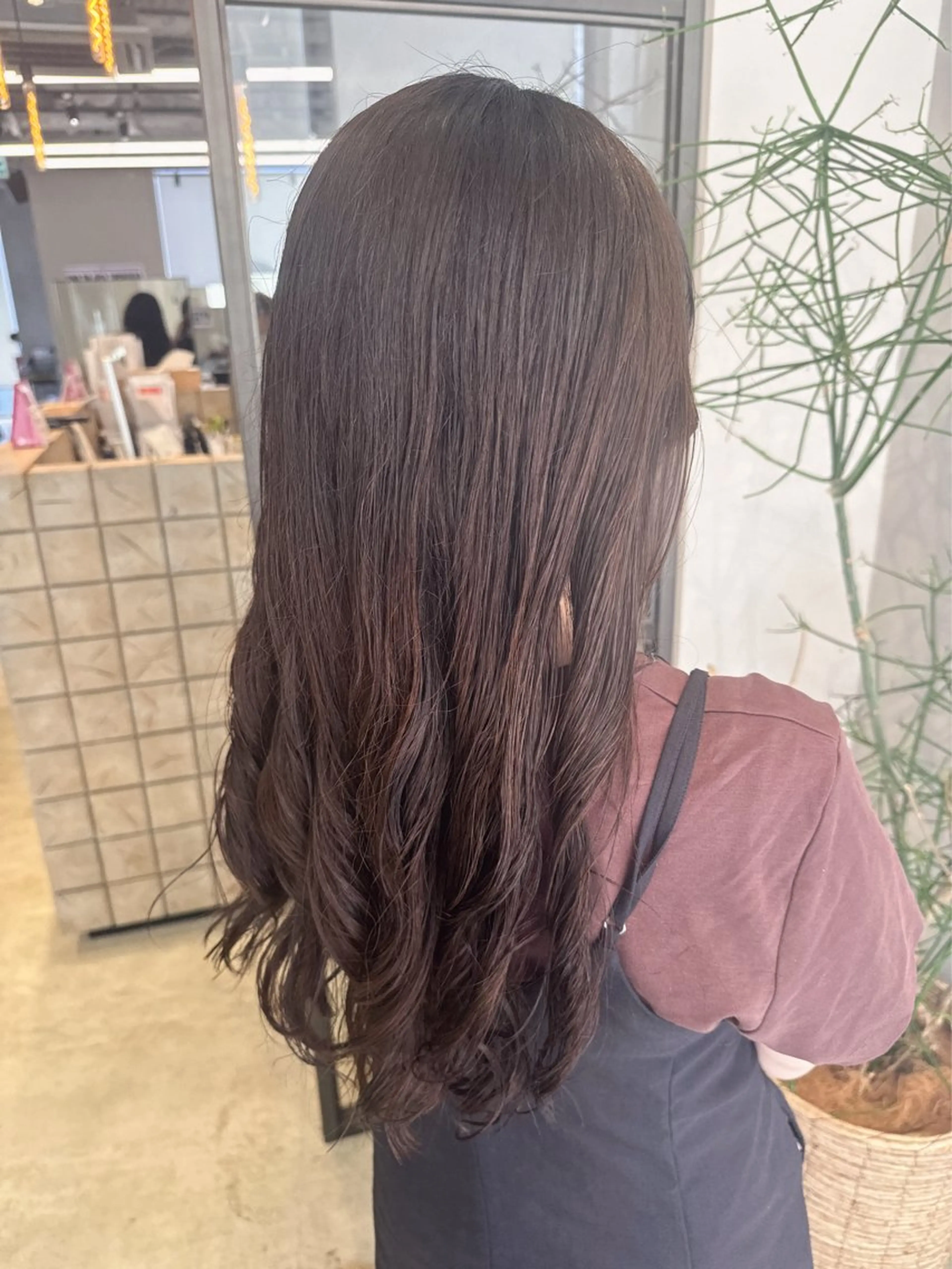 ロング パーマ カット ヘアカラー パーマ トリートメント 透明感カラー✨艶髪 制作🌱山根あゆみのヘアスタイル