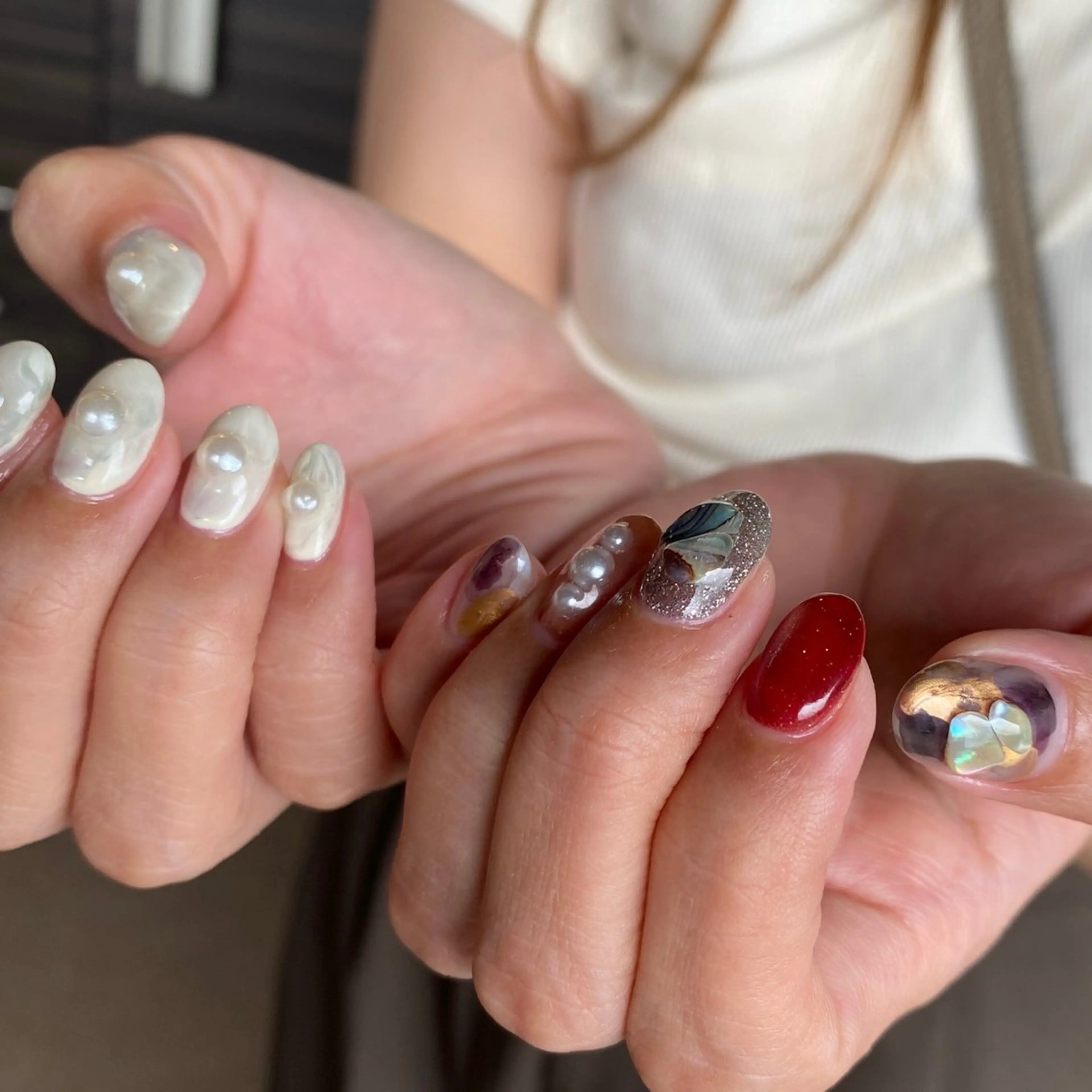 ネイル マグネットネイル ニュアンスネイル ハンドネイル amuse 手書きニュアンスのネイルデザイン