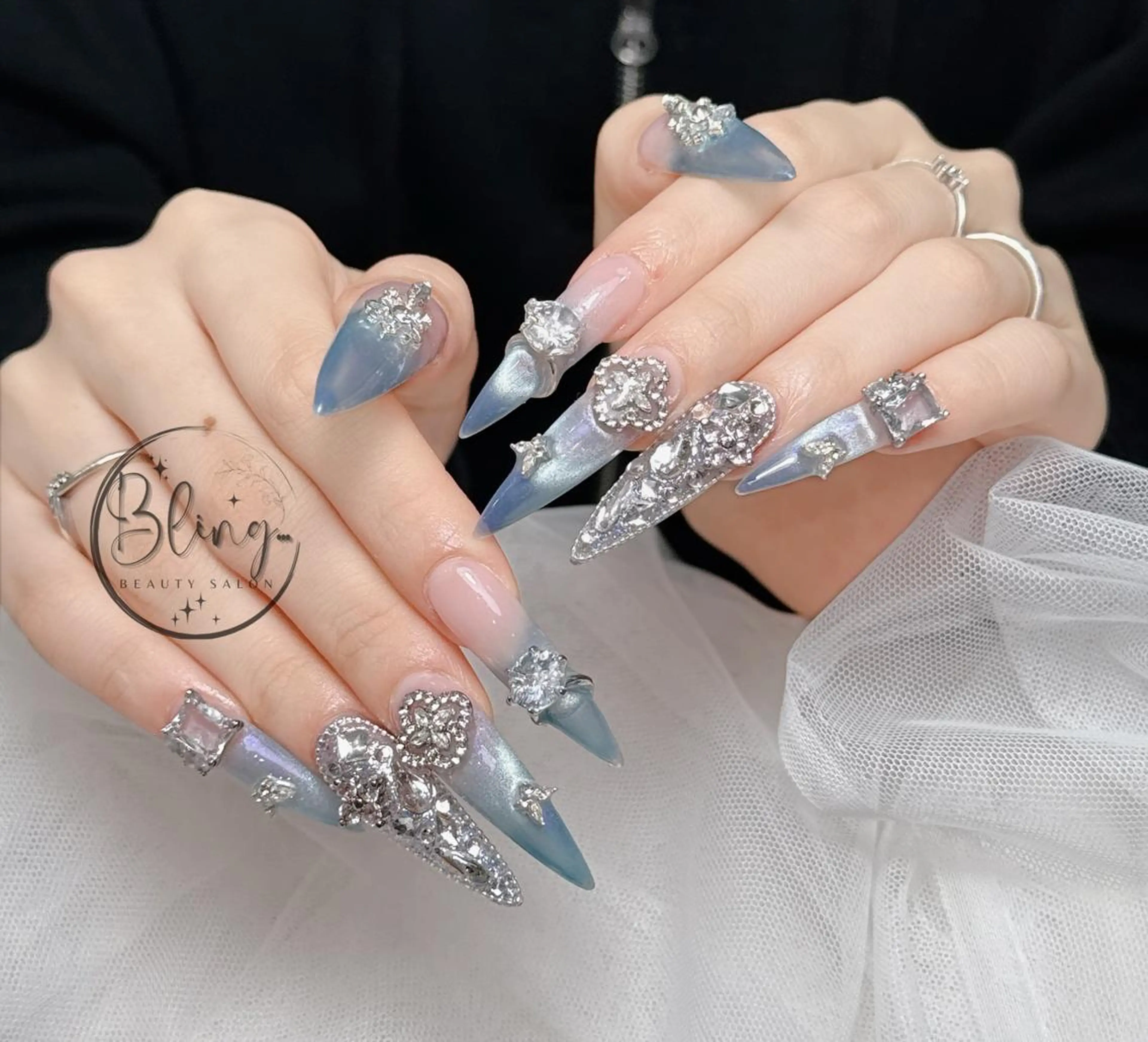 ロング 韓国風ヘア ハンドネイル yuna ユナのネイルデザイン