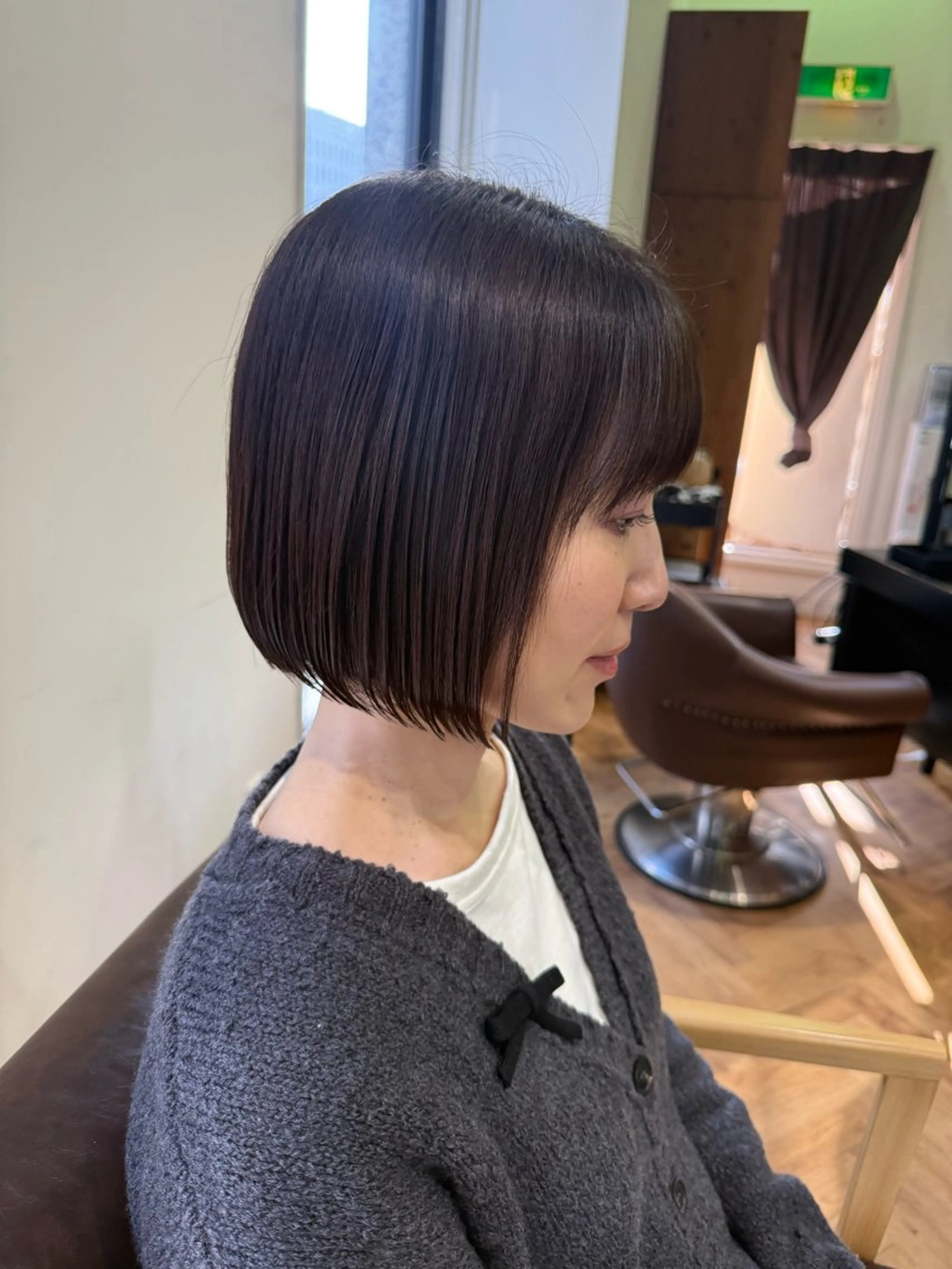 ショート 切りっぱなしボブ ボブ 溝口 槙里也のヘアスタイル