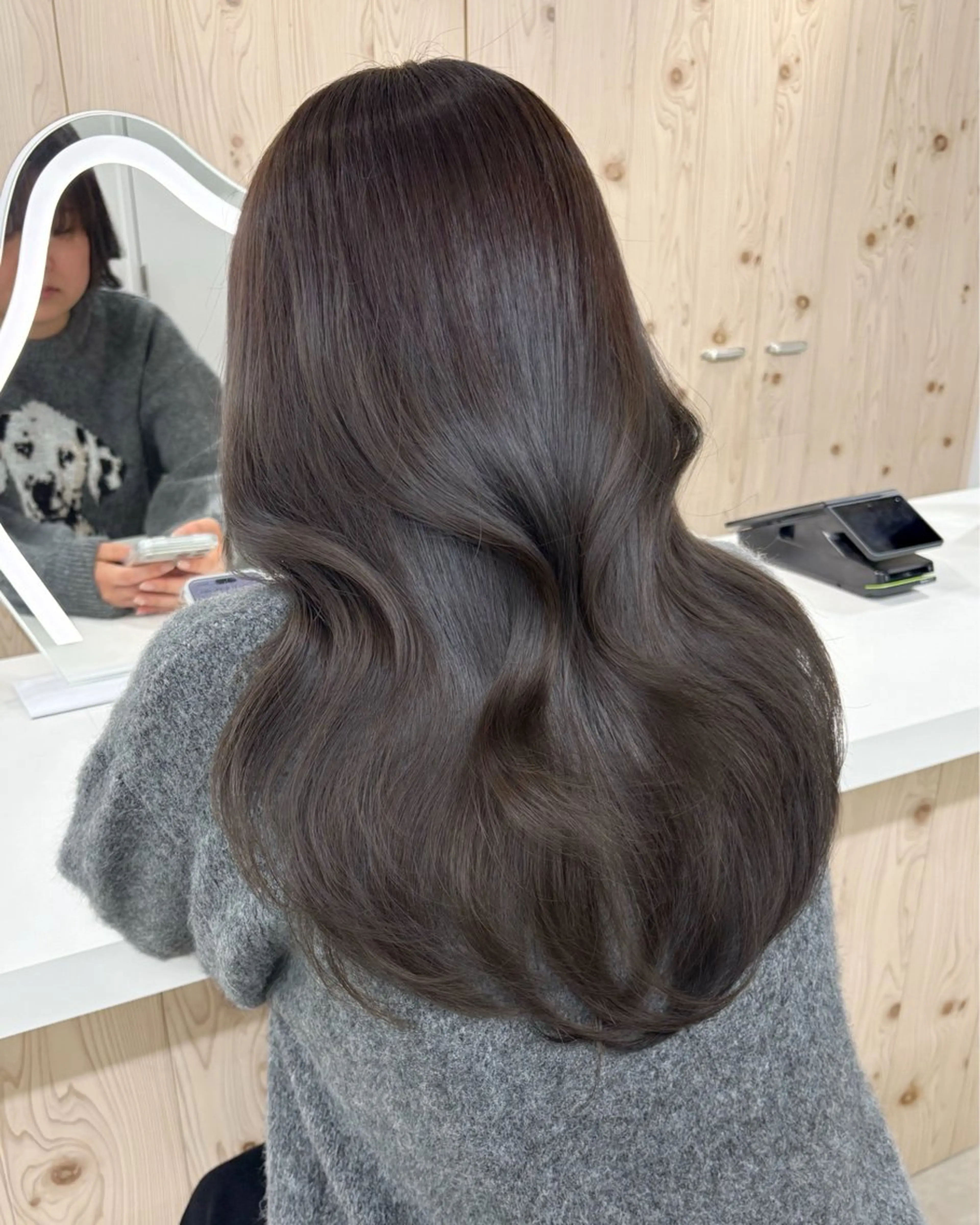 セミロング カラー カット ヘアカラー トリートメント ヘアセット 新宿/韓国ヘア/ 髪質改善ストレートのヘアスタイル