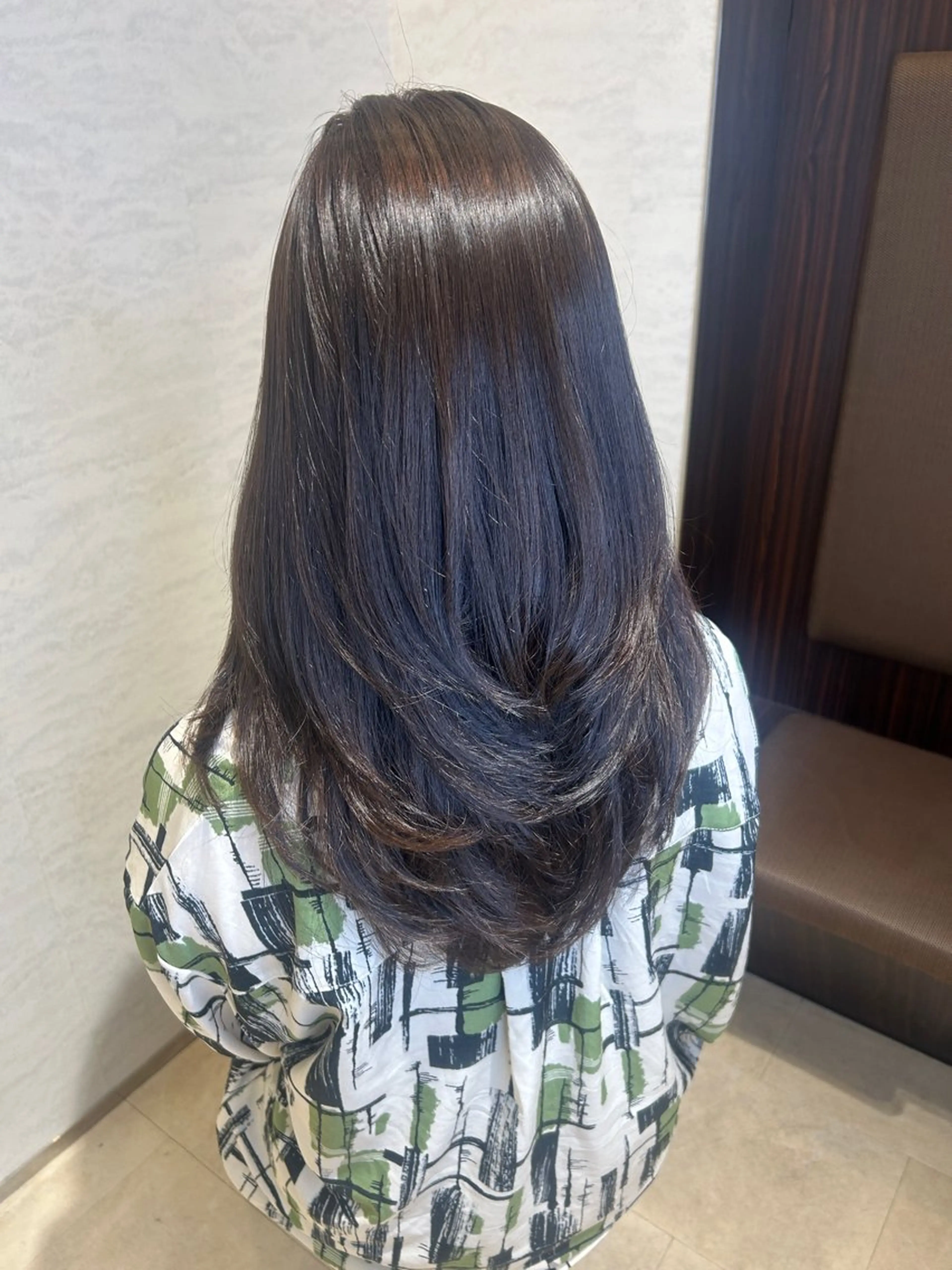 ロング TAYA東急百貨店吉祥寺店所属・カタイ ナギサのヘアスタイル