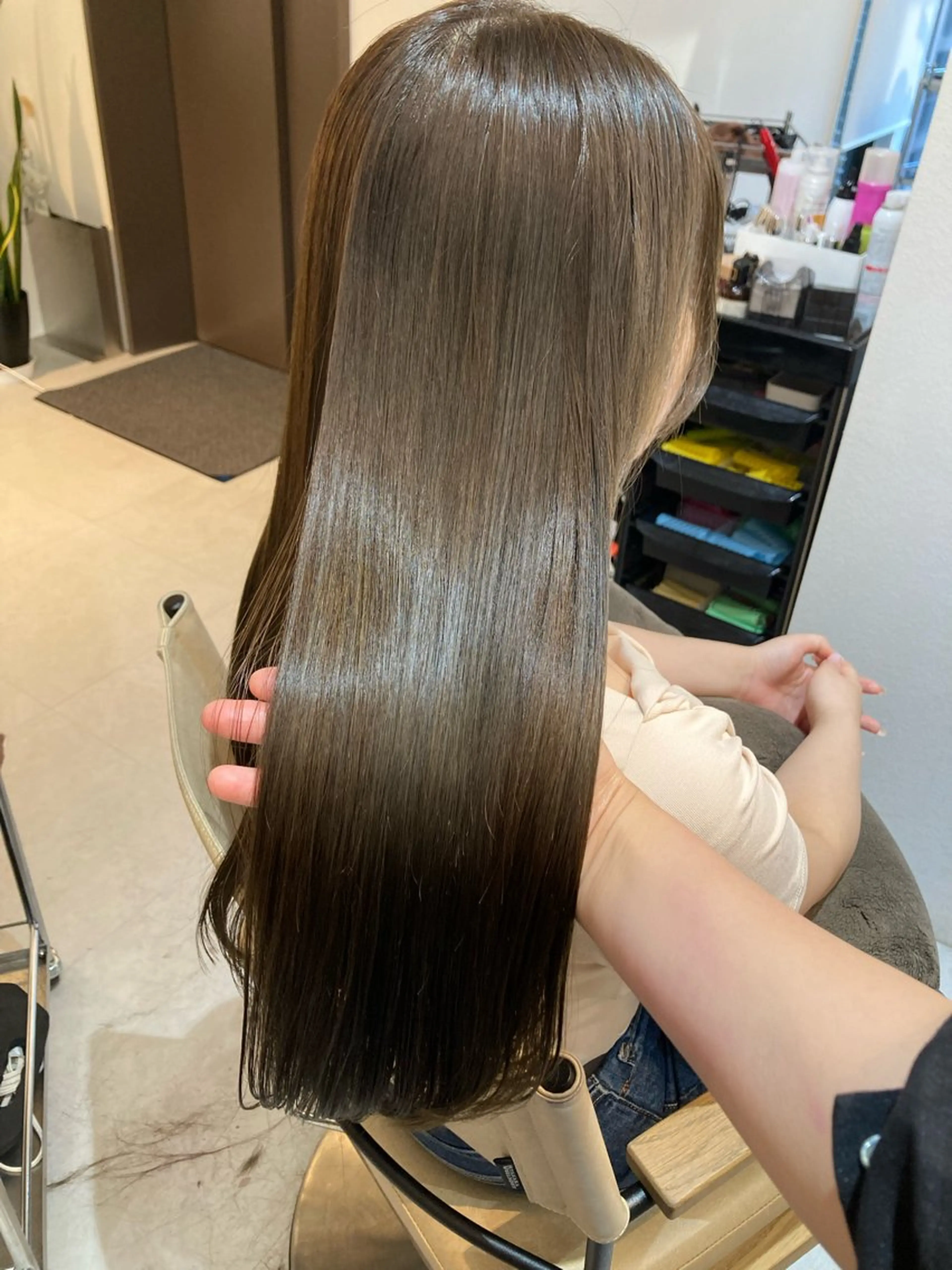 ロング カット ヘアカラー トリートメント ✨色持ちの良い艶 カラー✨蟹江真世のヘアスタイル