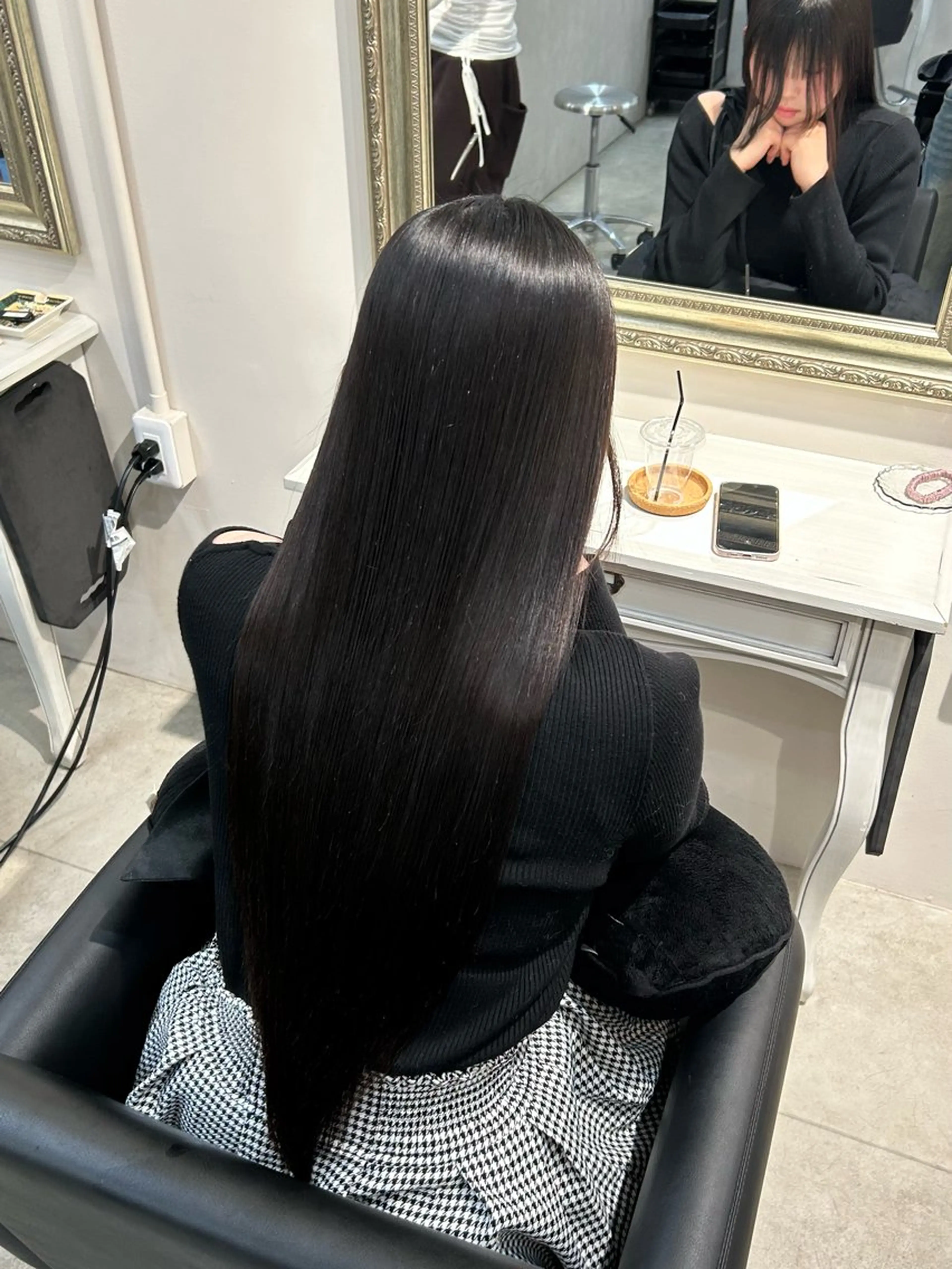 ロング カット 縮毛矯正 トリートメント えり 堀江/ボブ /艶髪/レイヤーのヘアスタイル