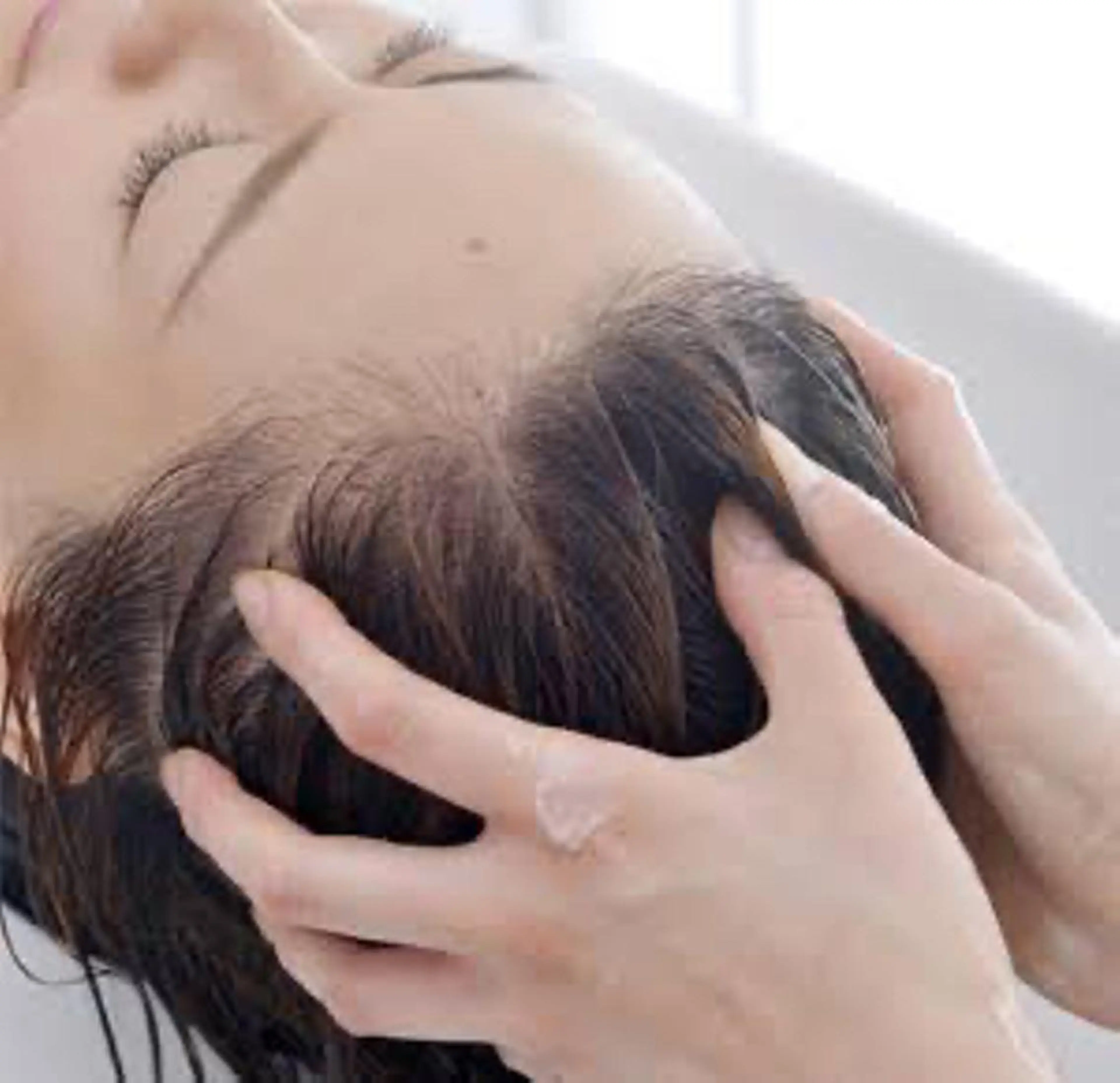 吉田 夢のヘアスタイル