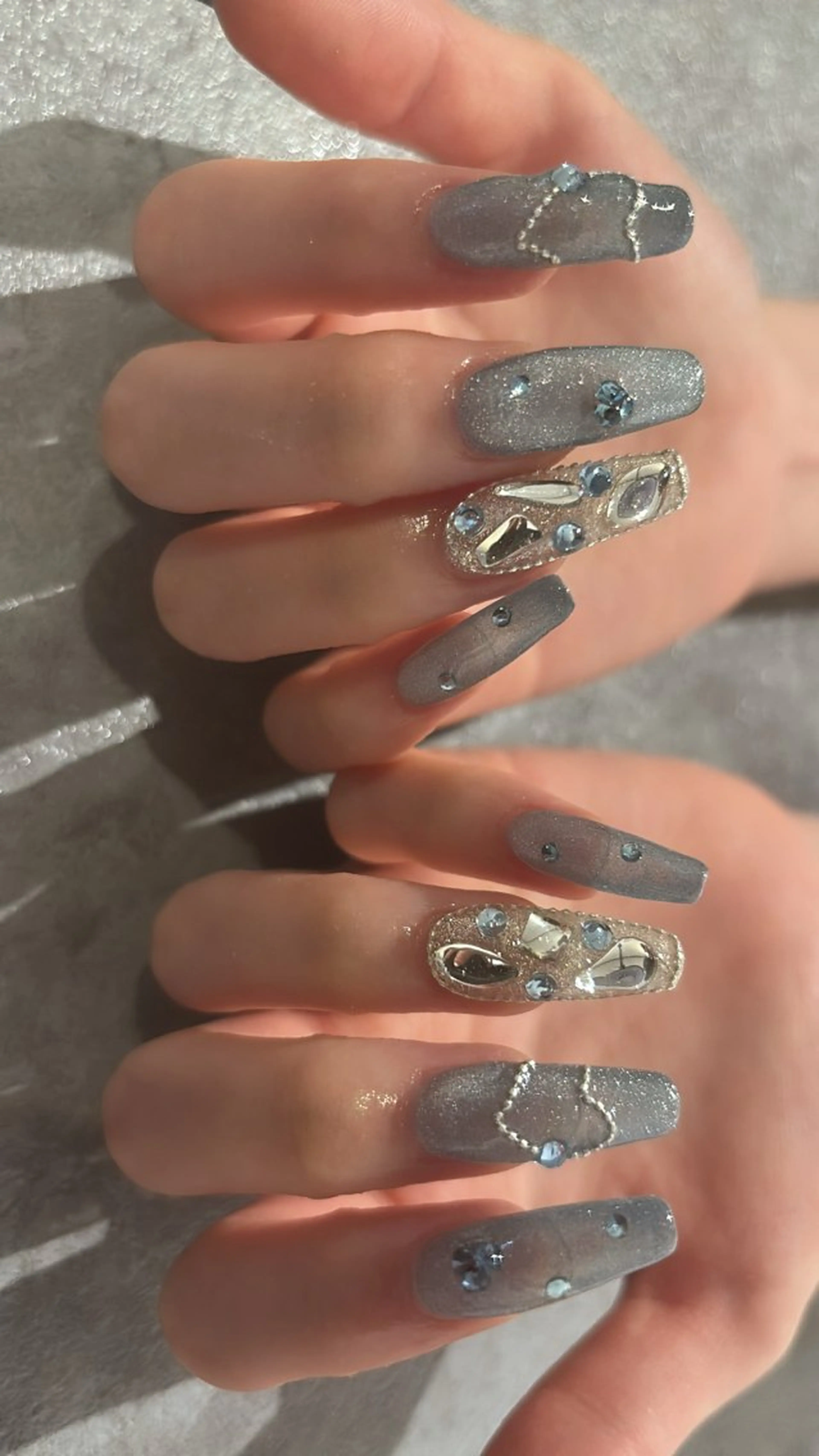 ネイル Mignon所属・Mignon 、のネイルデザイン