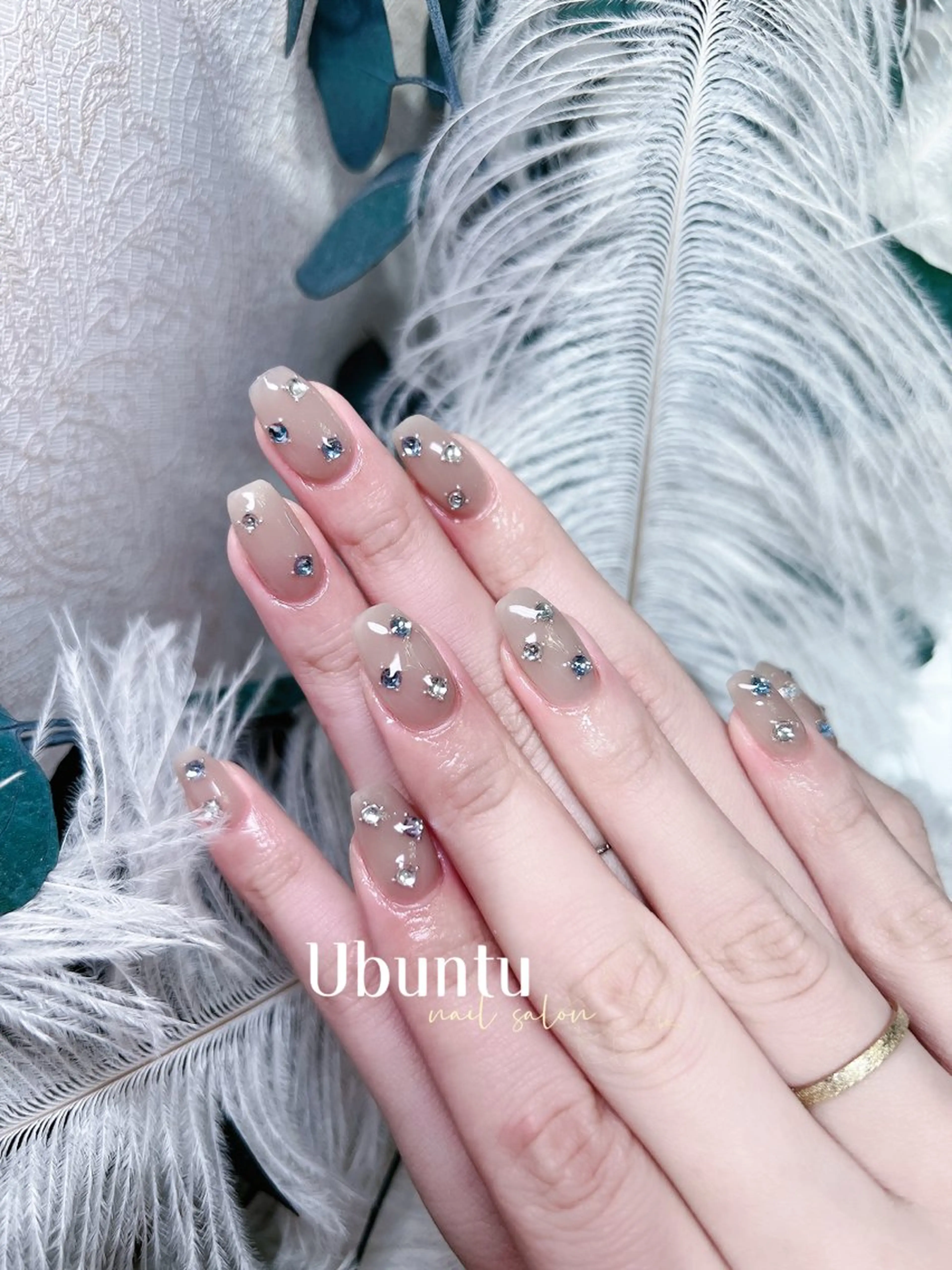 ネイル クリアネイル ラメ(グリッター) シンプルネイル ストーンネイル ハンドネイル Ubuntu🎀 ネイルサロン✨のネイルデザイン