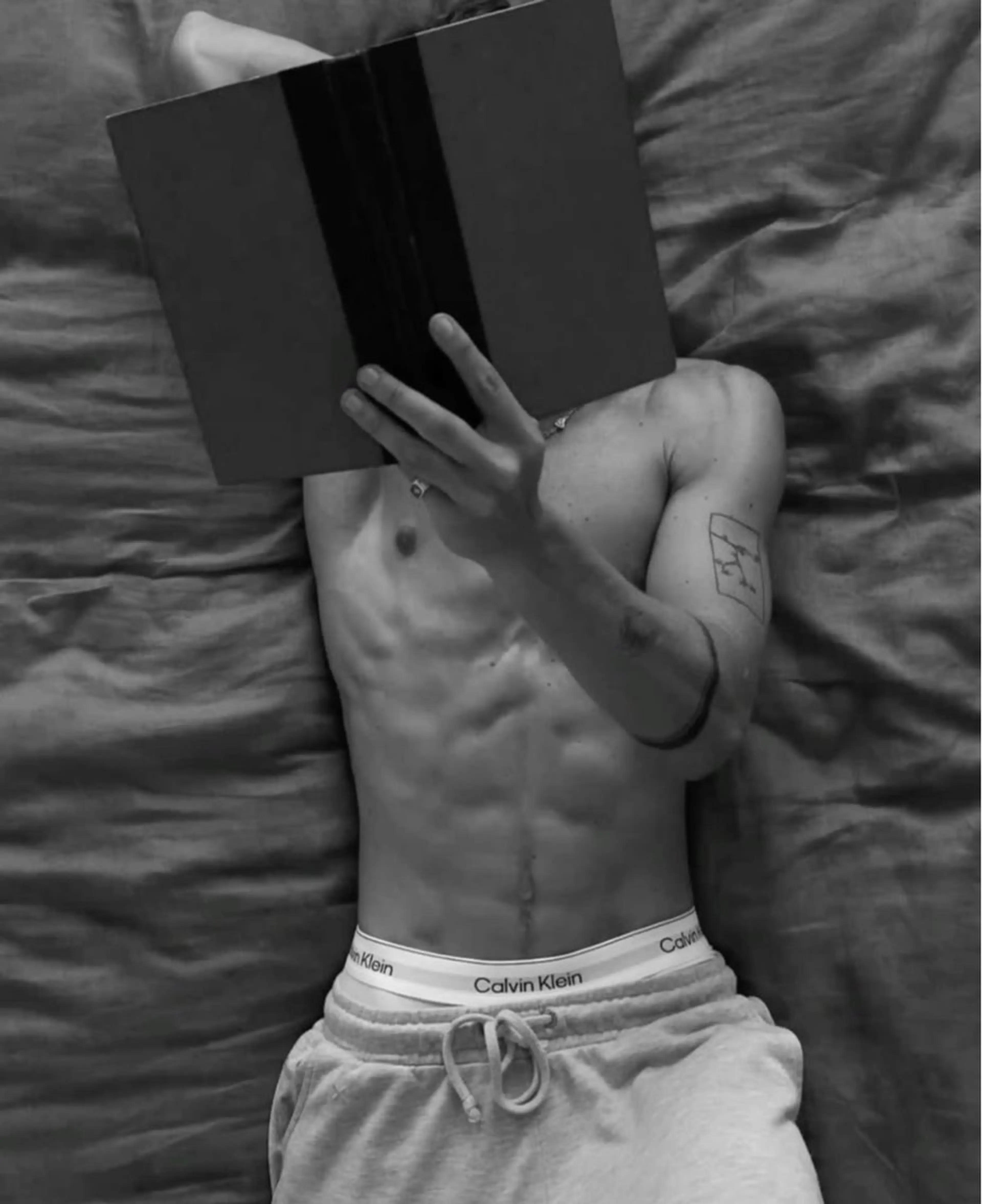 【メンズ】月1併用で持続性UP♪【Wax+美肌脱毛のW施術★】VIO脱毛1回 ￥12,800の写真