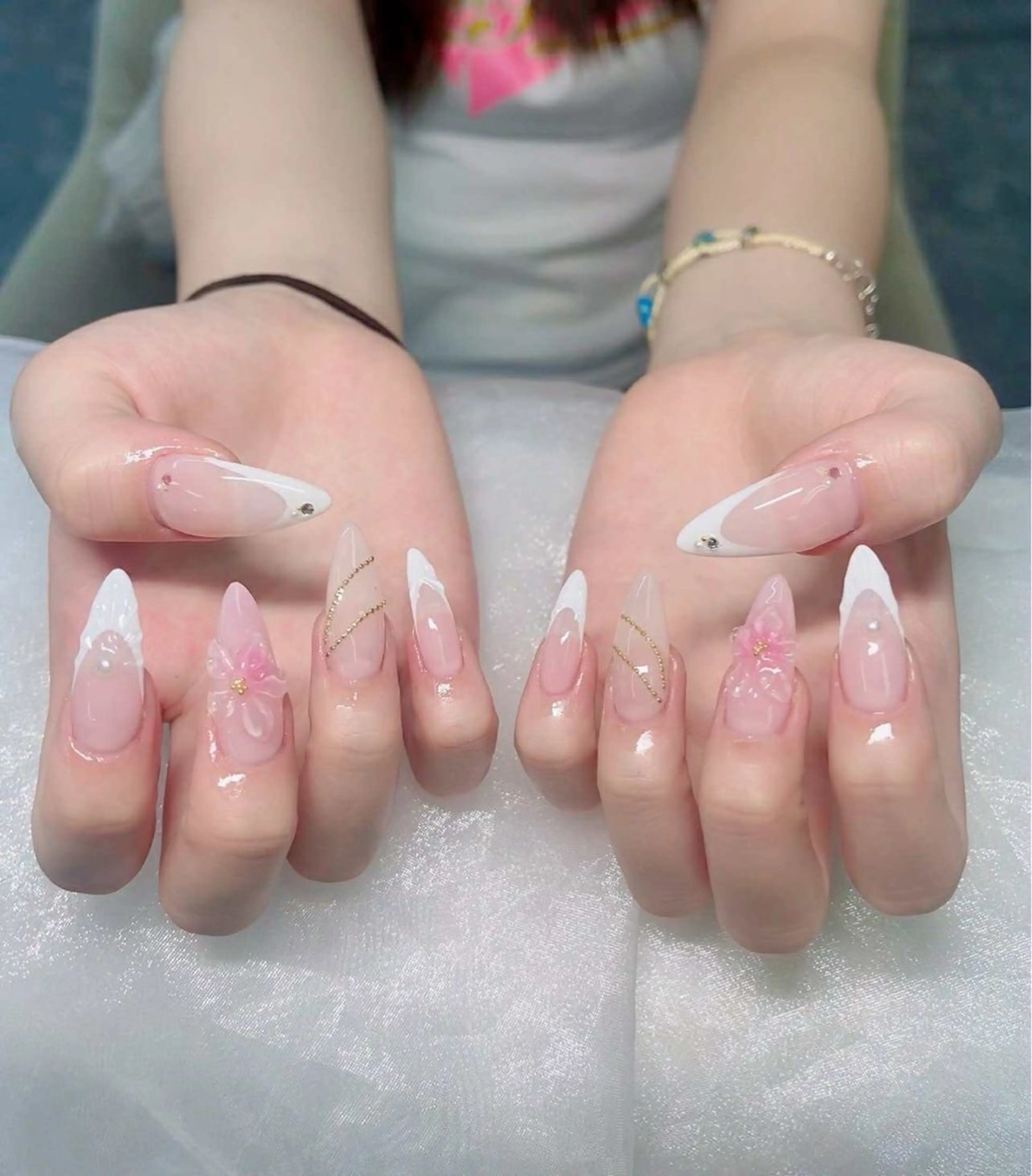 ネイル アートネイル ジェルネイル グラデーション キラキラネイル 韓国ネイル MIYU．nail Mariaのネイルデザイン