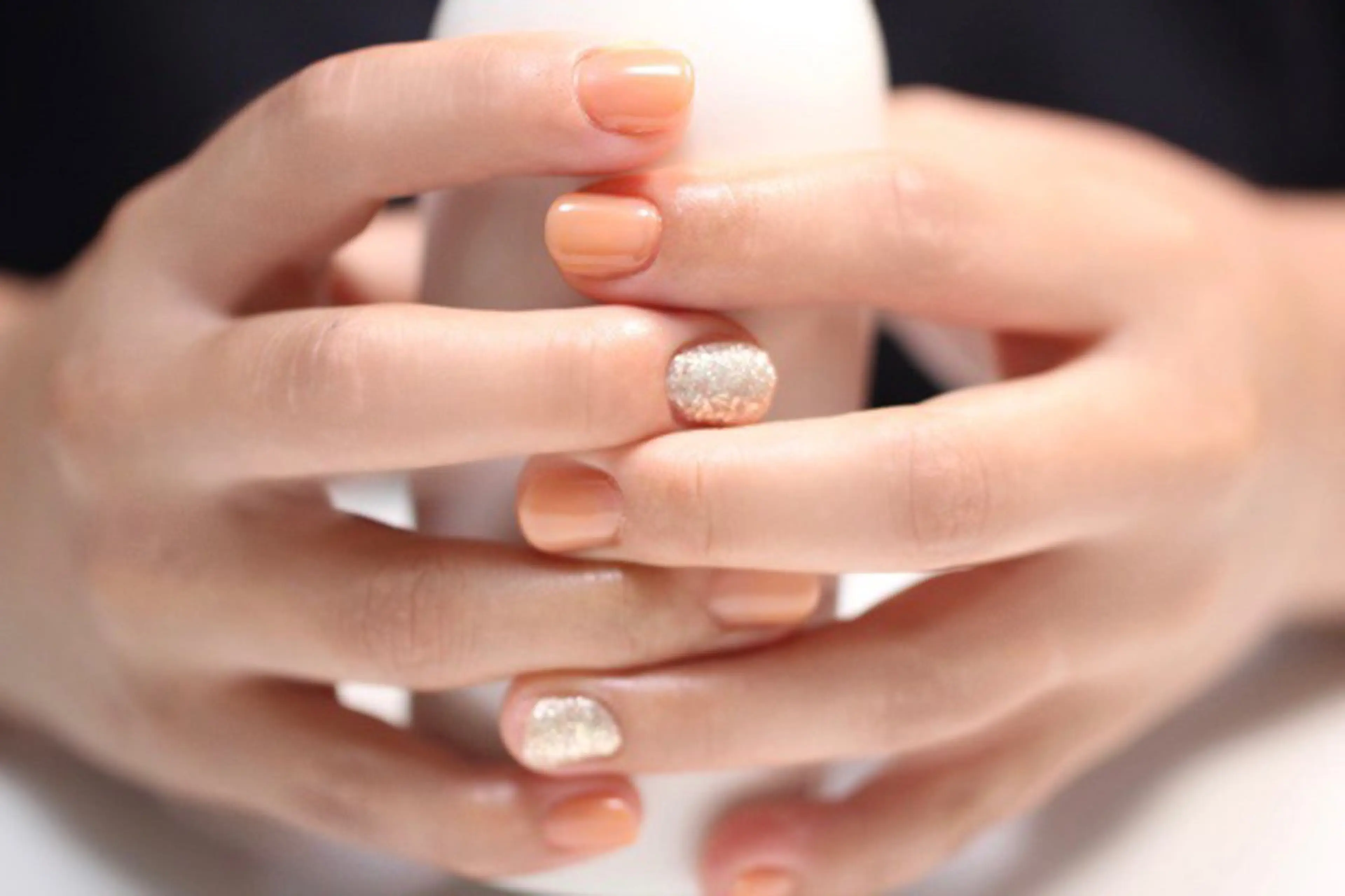 ネイル ジェルネイル ラメ(グリッター) ワンカラーネイル ママリンド　志村坂上店所属・しみ えんのネイルデザイン