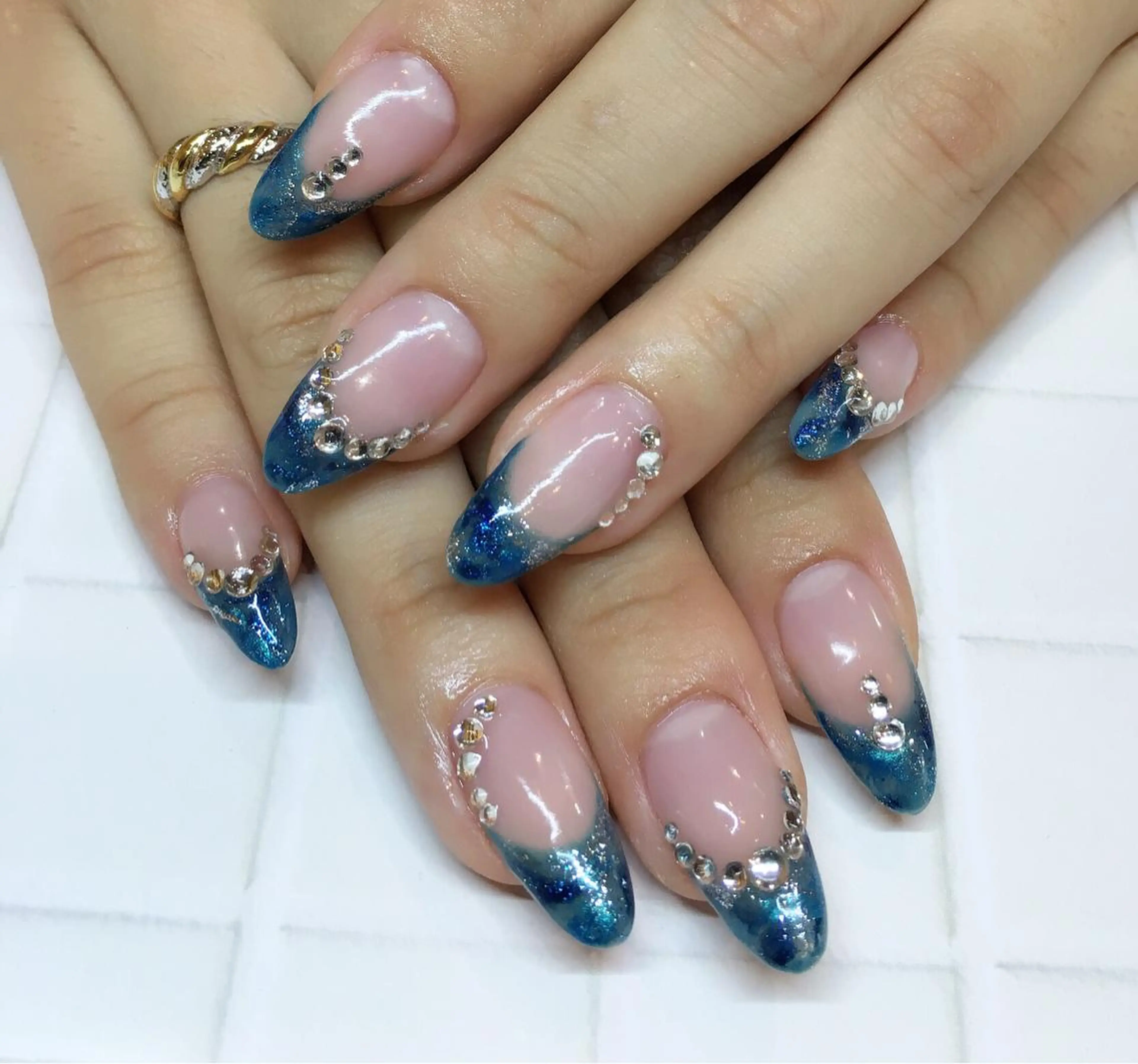 ネイル ブルー フレンチネイル グラデーション 大理石ネイル(マーブル) 持ち込み nail salon Soeurのネイルデザイン