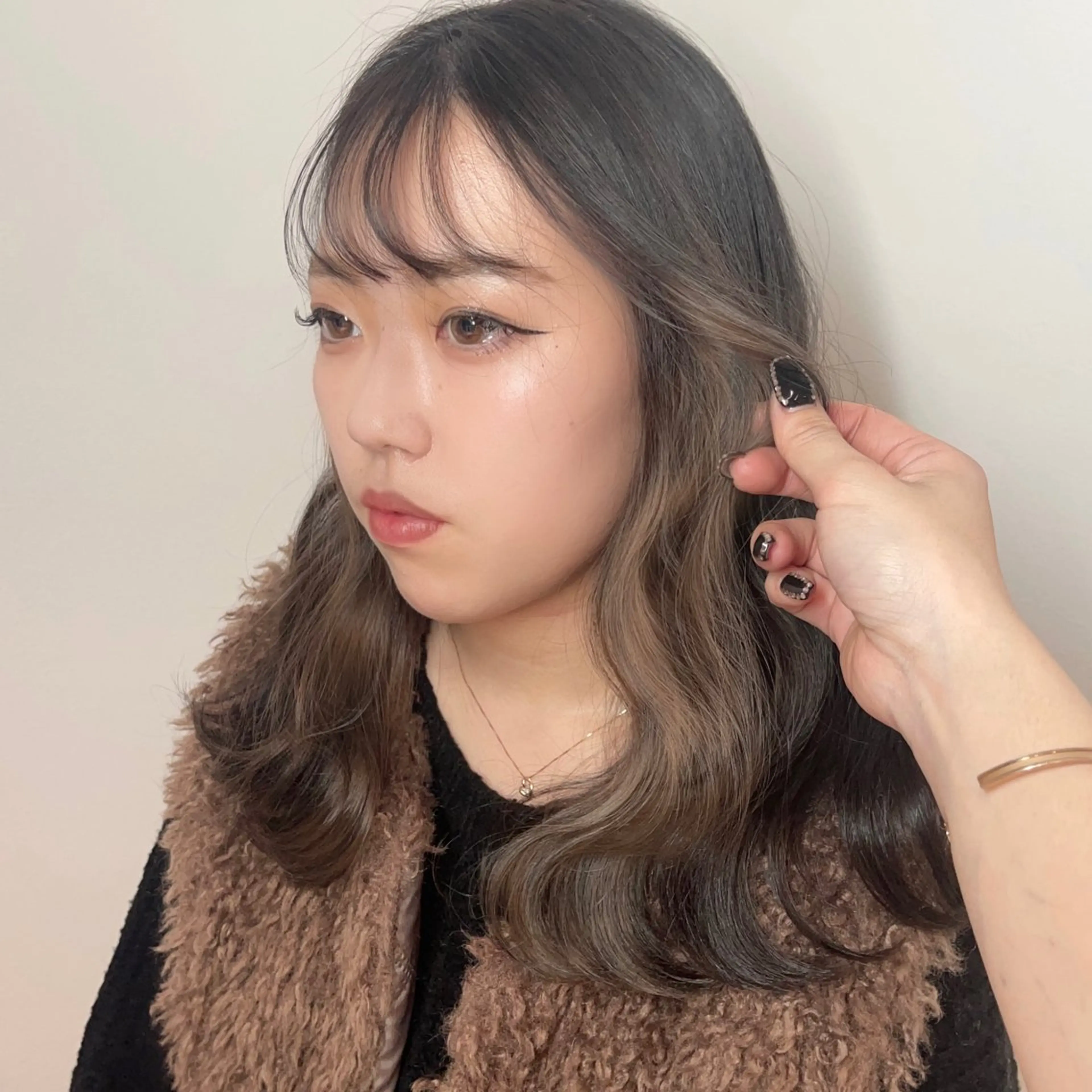 セミロング カラー 🎀ミルクティー/暖 色×レイヤー/マリアのヘアスタイル