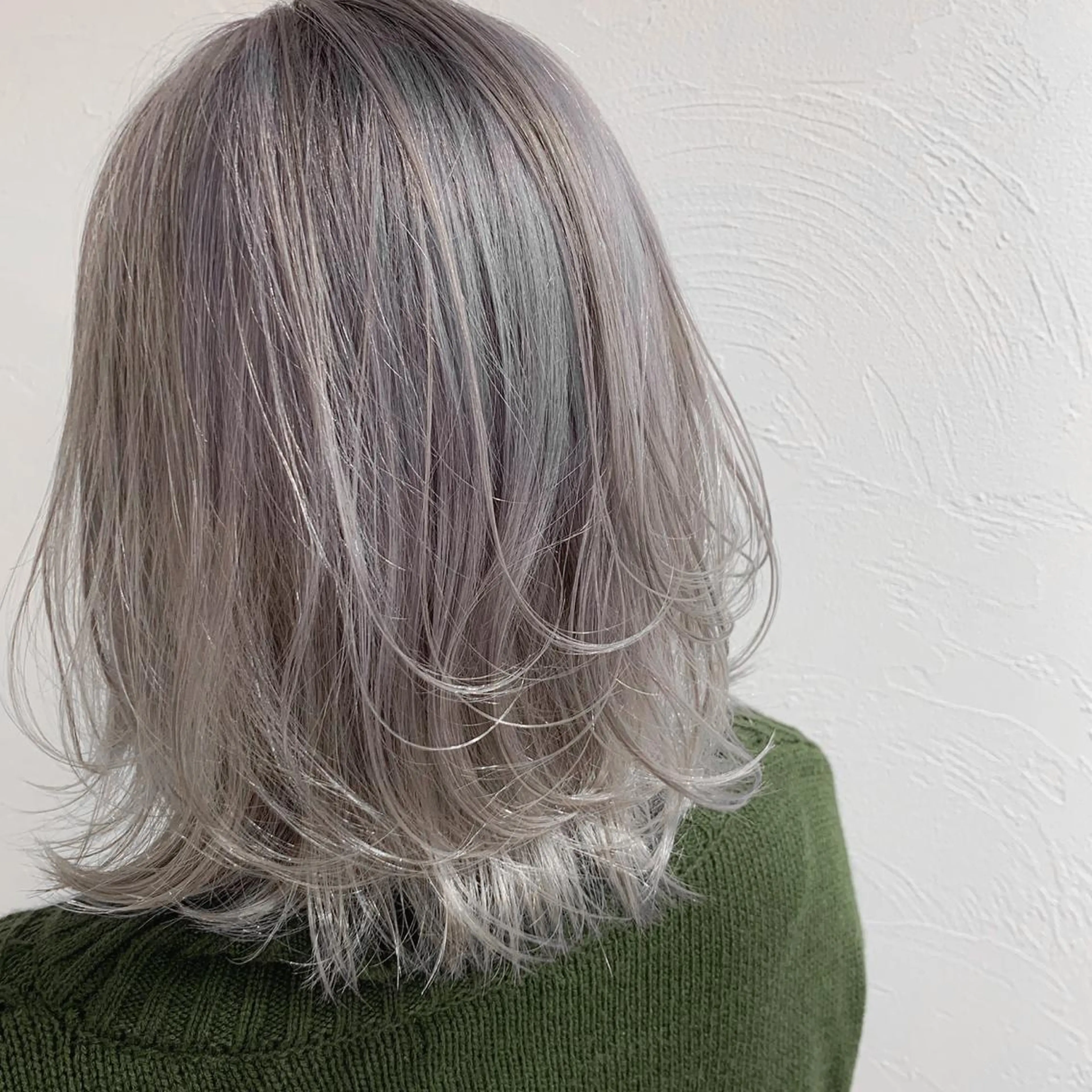 ミディアム カラー アディクシーカラー アクアカラー アッシュ バレイヤージュ ベージュカラー ヘアカラー トリートメント Lome'所属・✨ブリーチマスター✨ オクヤマヨウスケのヘアスタイル