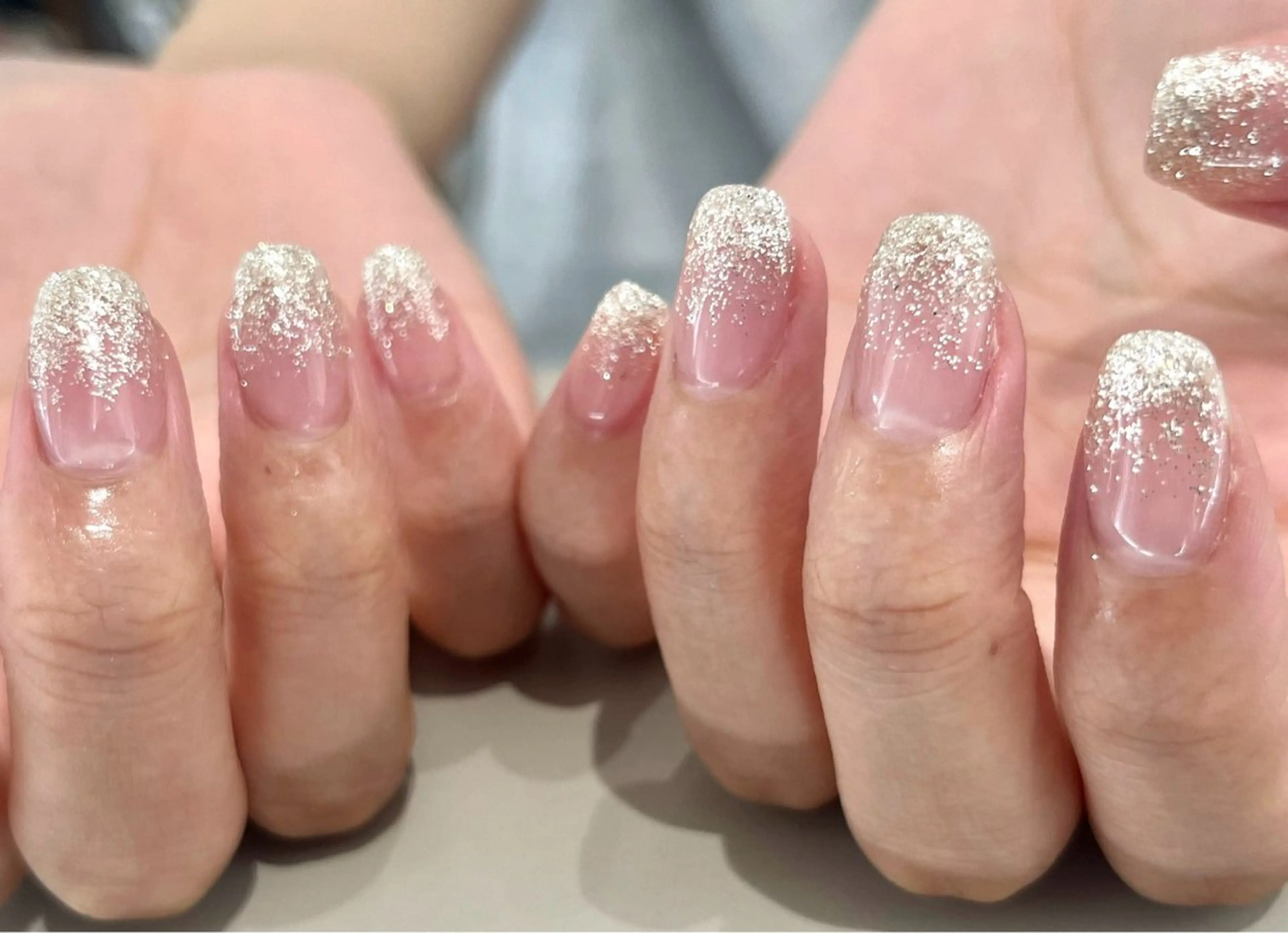 ネイル グラデーション ラメ(グリッター) ラメグラデーション Yarm As Etelのネイルデザイン