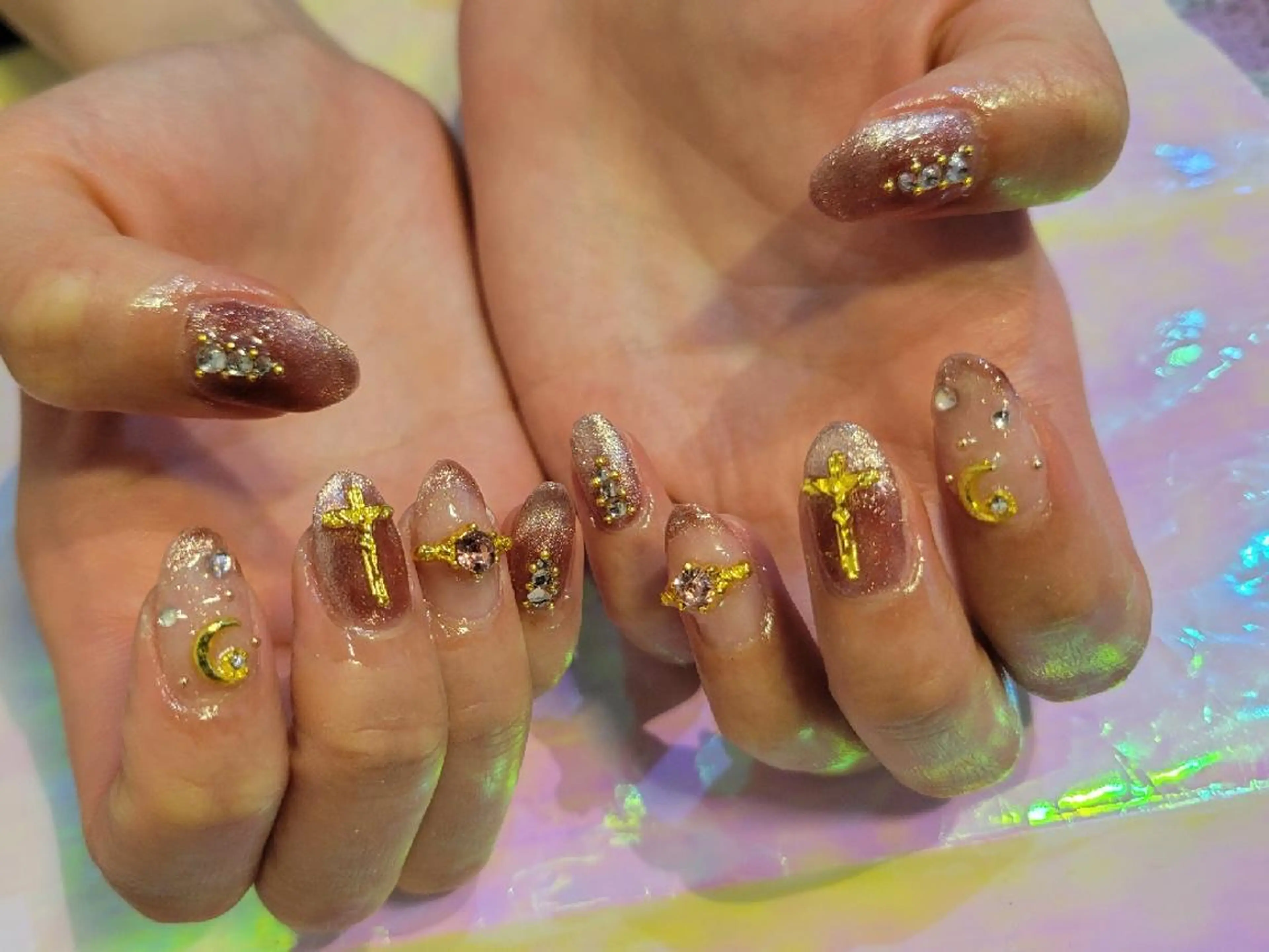 ネイル マグネットネイル 💜bora .のネイルデザイン