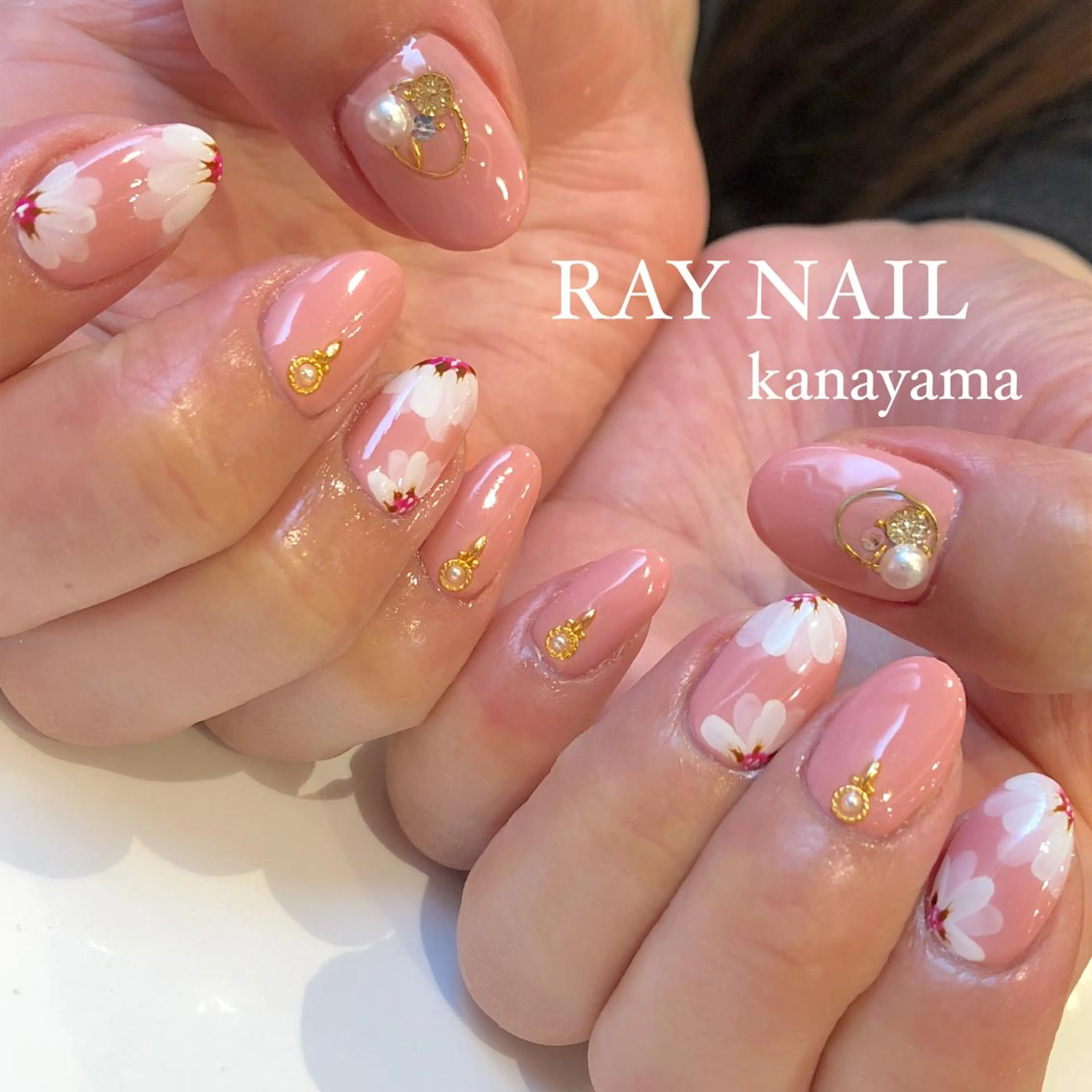 ネイル フラワーネイル 春ネイル Arowa 伊田のネイルデザイン