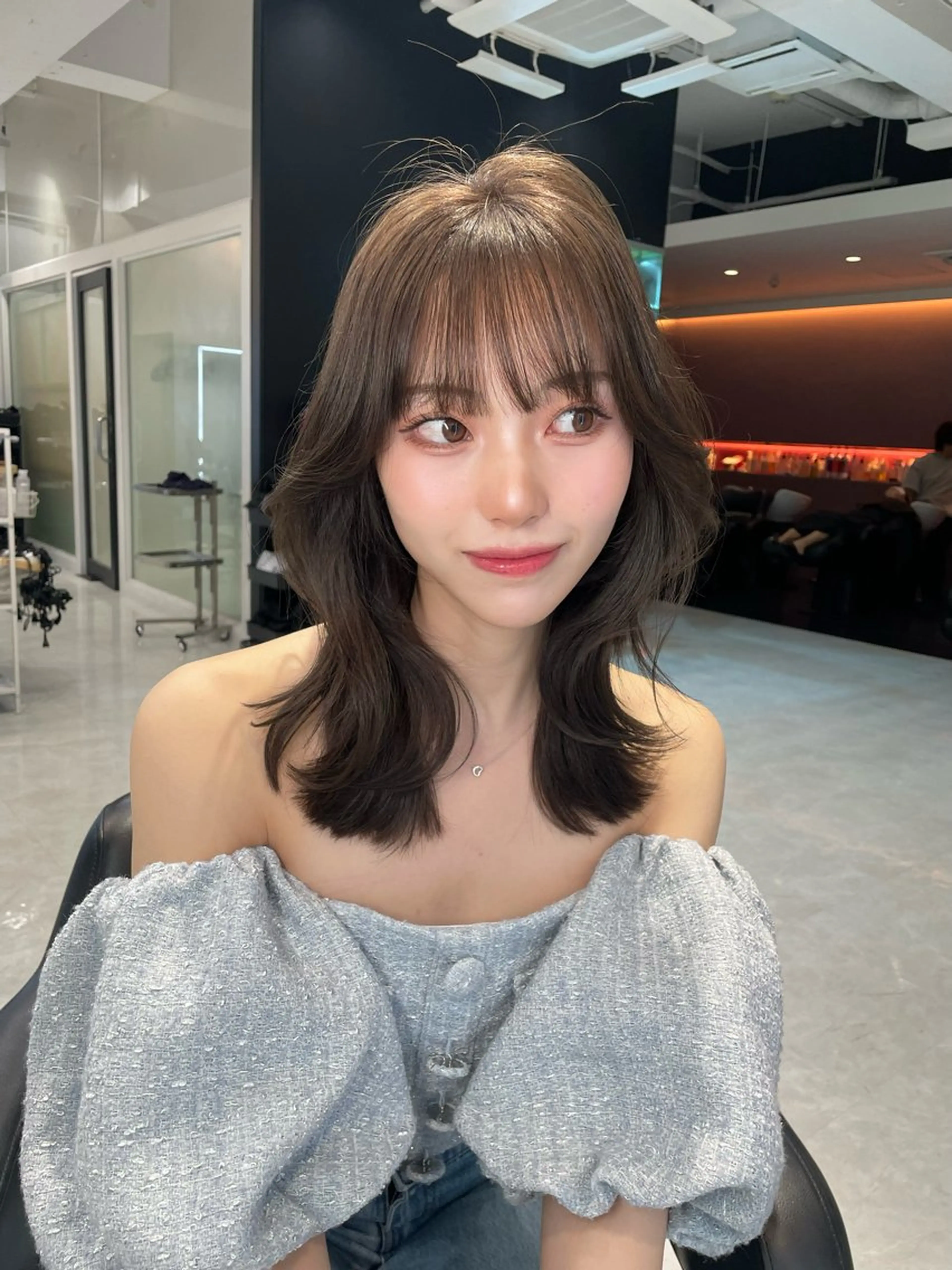 ミディアム カット ヘアカラー 韓国ヘア🇰🇷 YURIYAのヘアスタイル