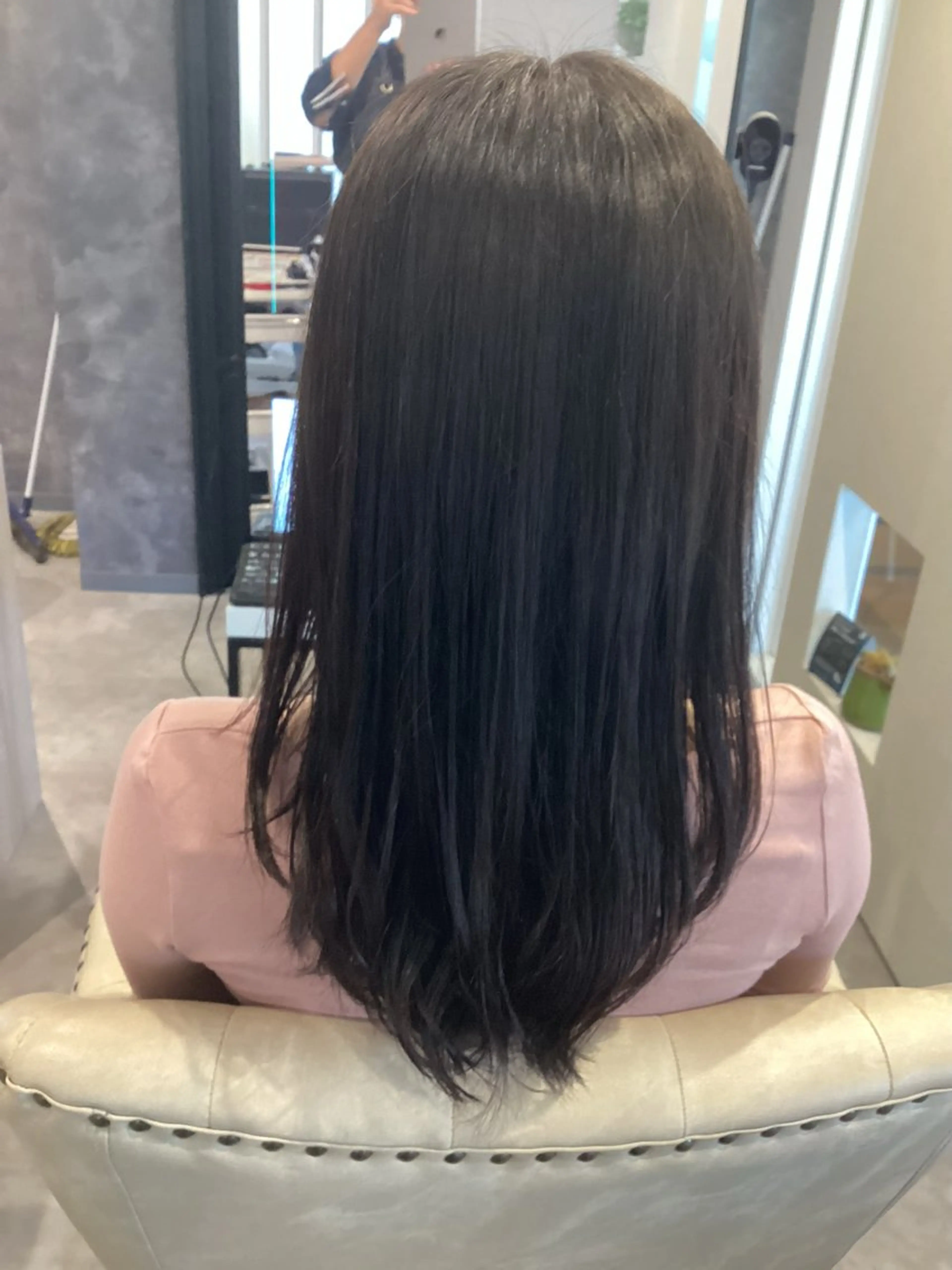 セミロング 五ノ井 一世のヘアスタイル