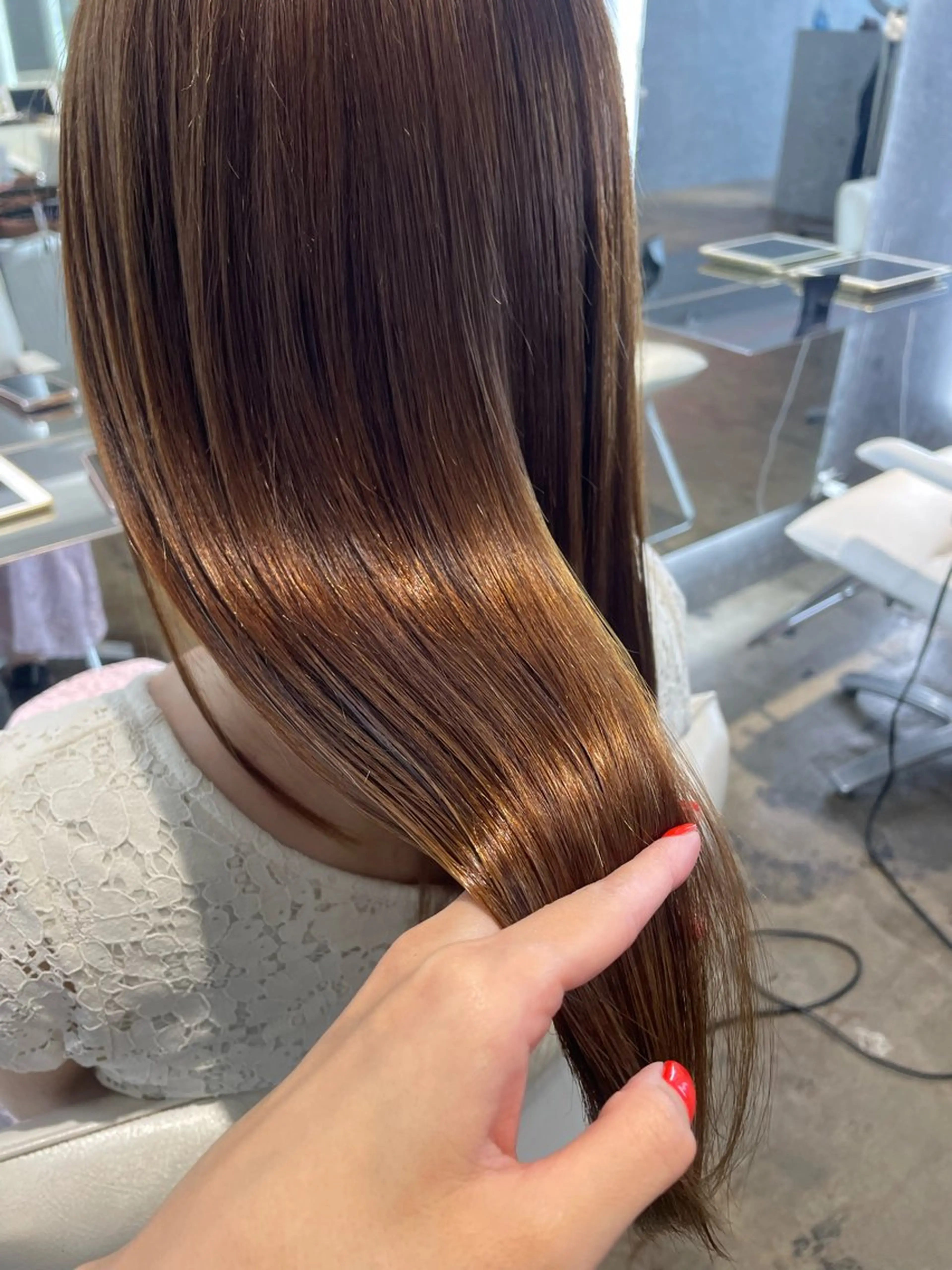 ロング カラー トリートメント 縮毛矯正 トリートメント PHIDGE所属・山下 千明のヘアスタイル