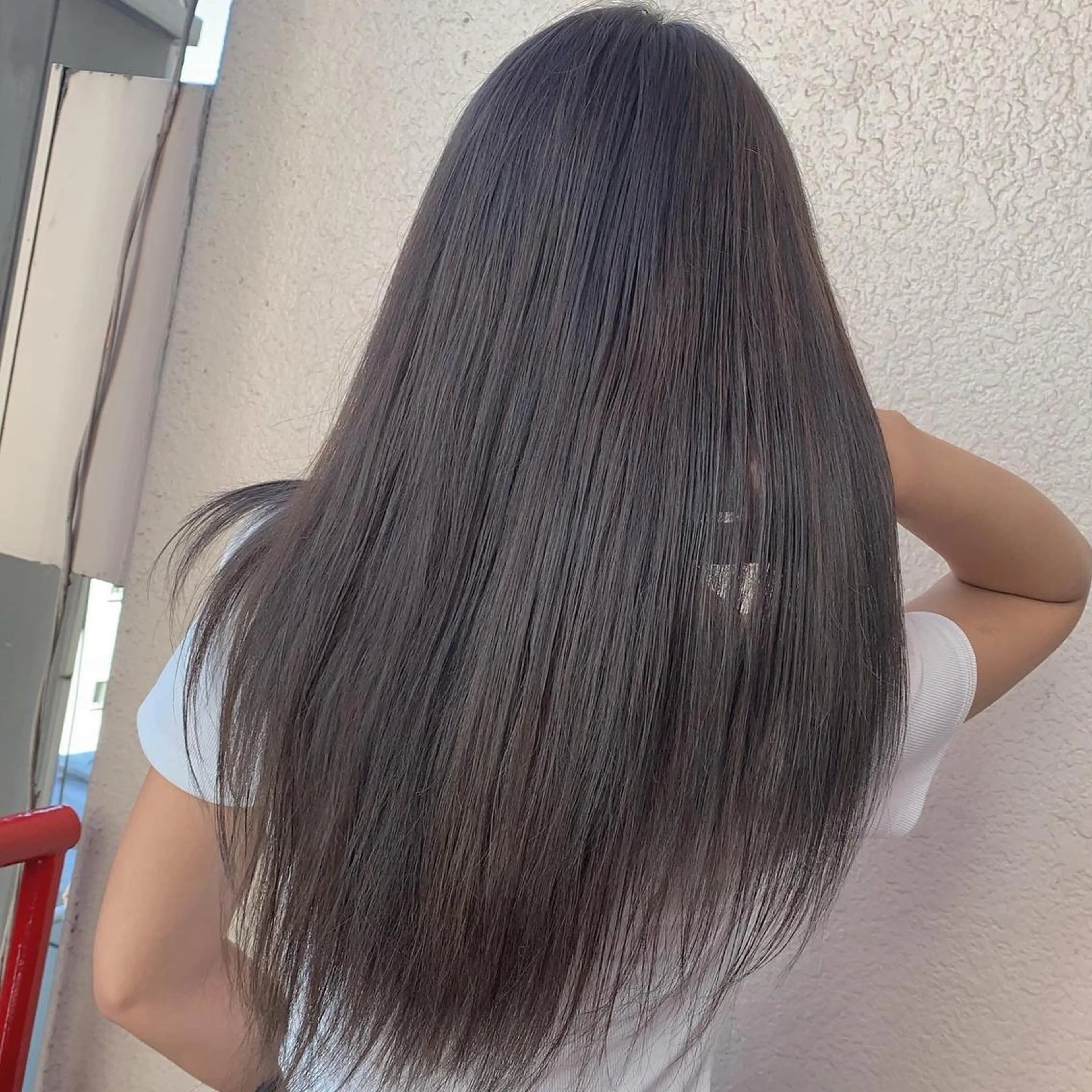 セミロング 淡色ふんわりhair 新宿satomiのヘアスタイル